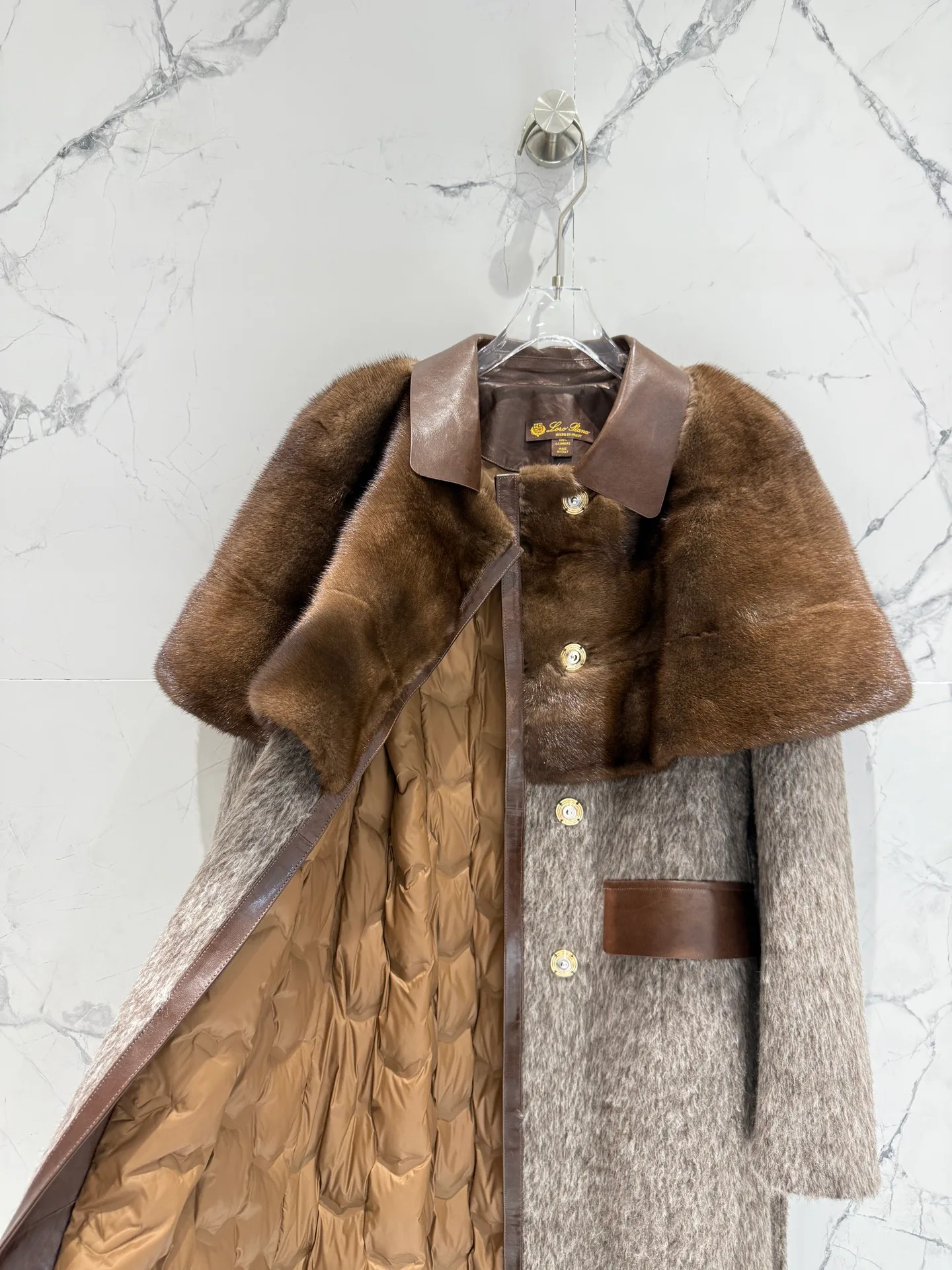 Шубы Женские Loro Piana 18082842