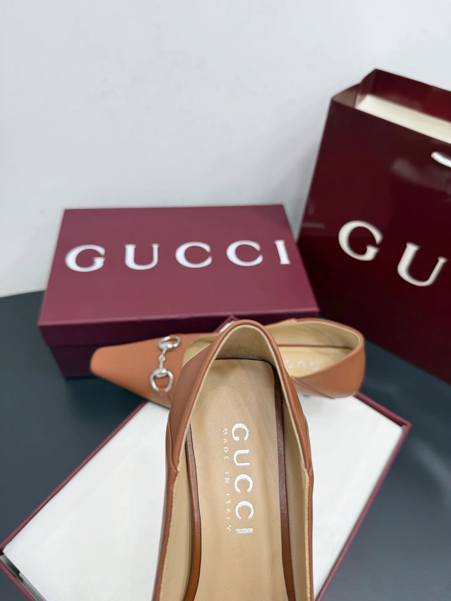 Туфли Женские Gucci 882796