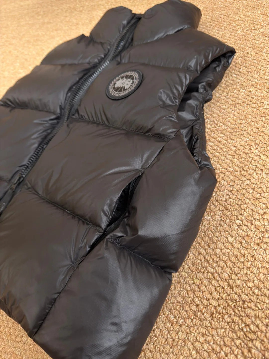 Жилеты Женские Canada Goose 18336858