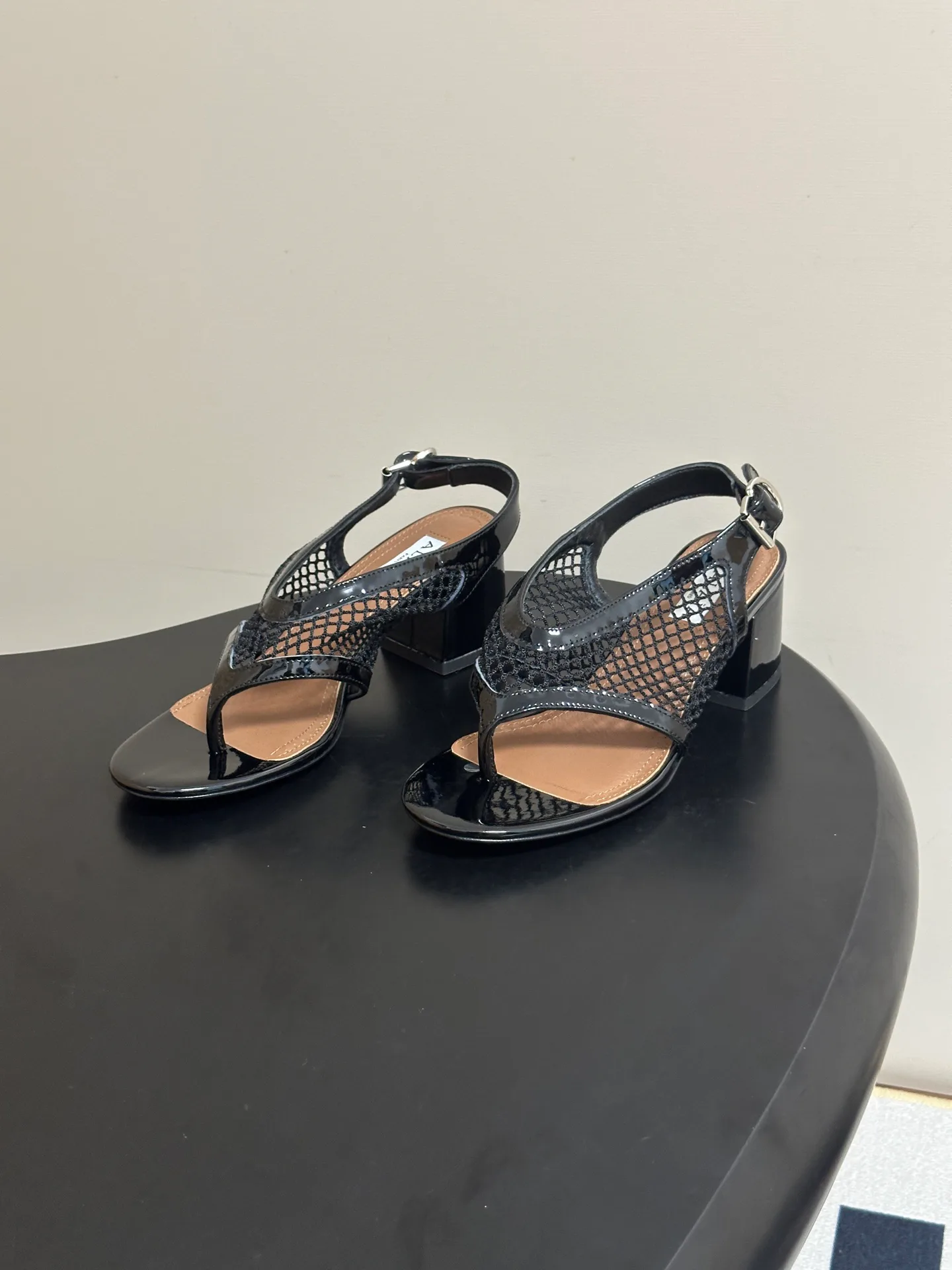 Босоножки Женские Alaia 17338423