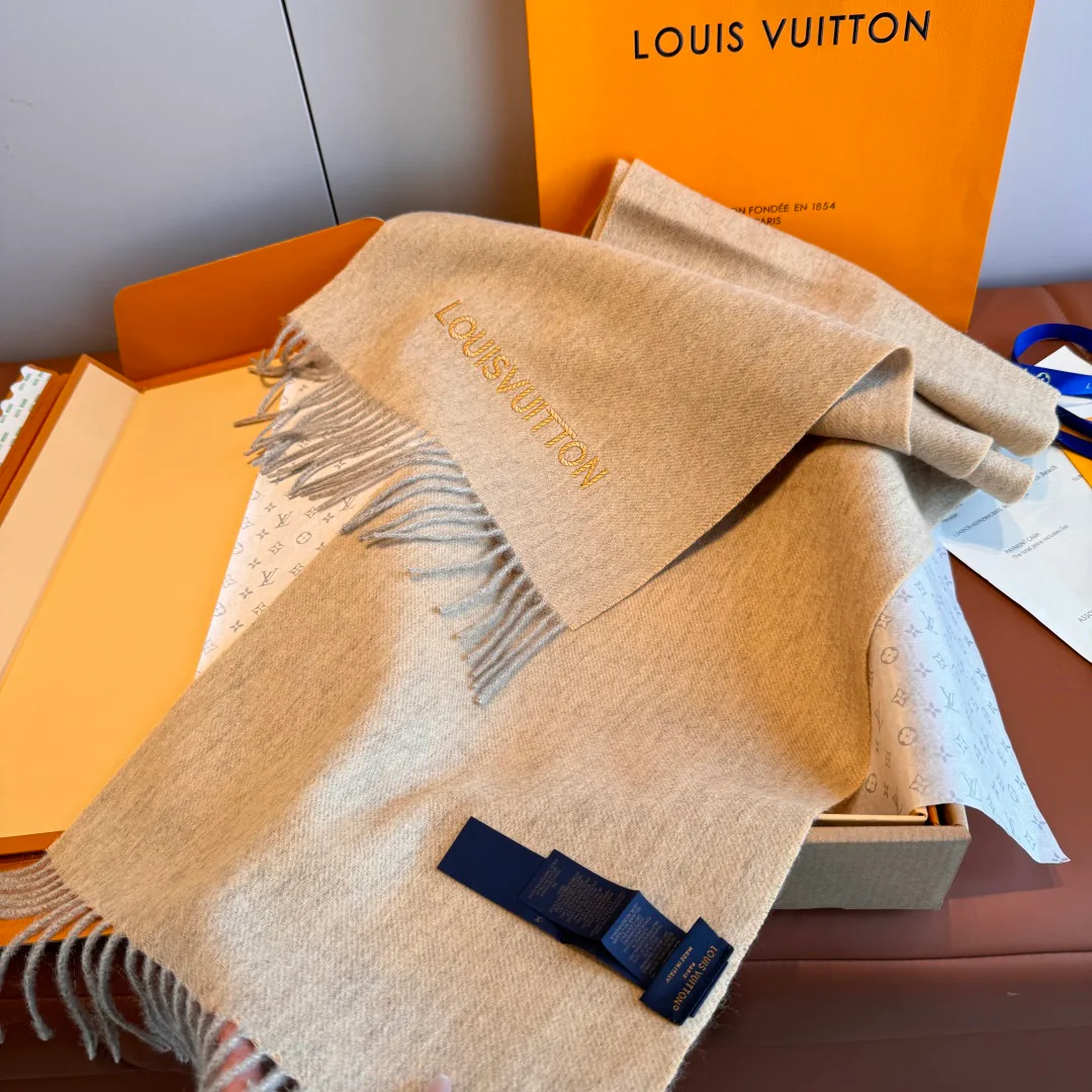 Шарфы Louis Vuitton 1518572
