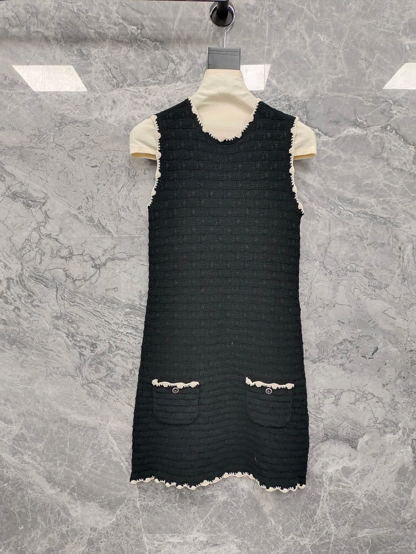 Платья Женские Chanel 10035983