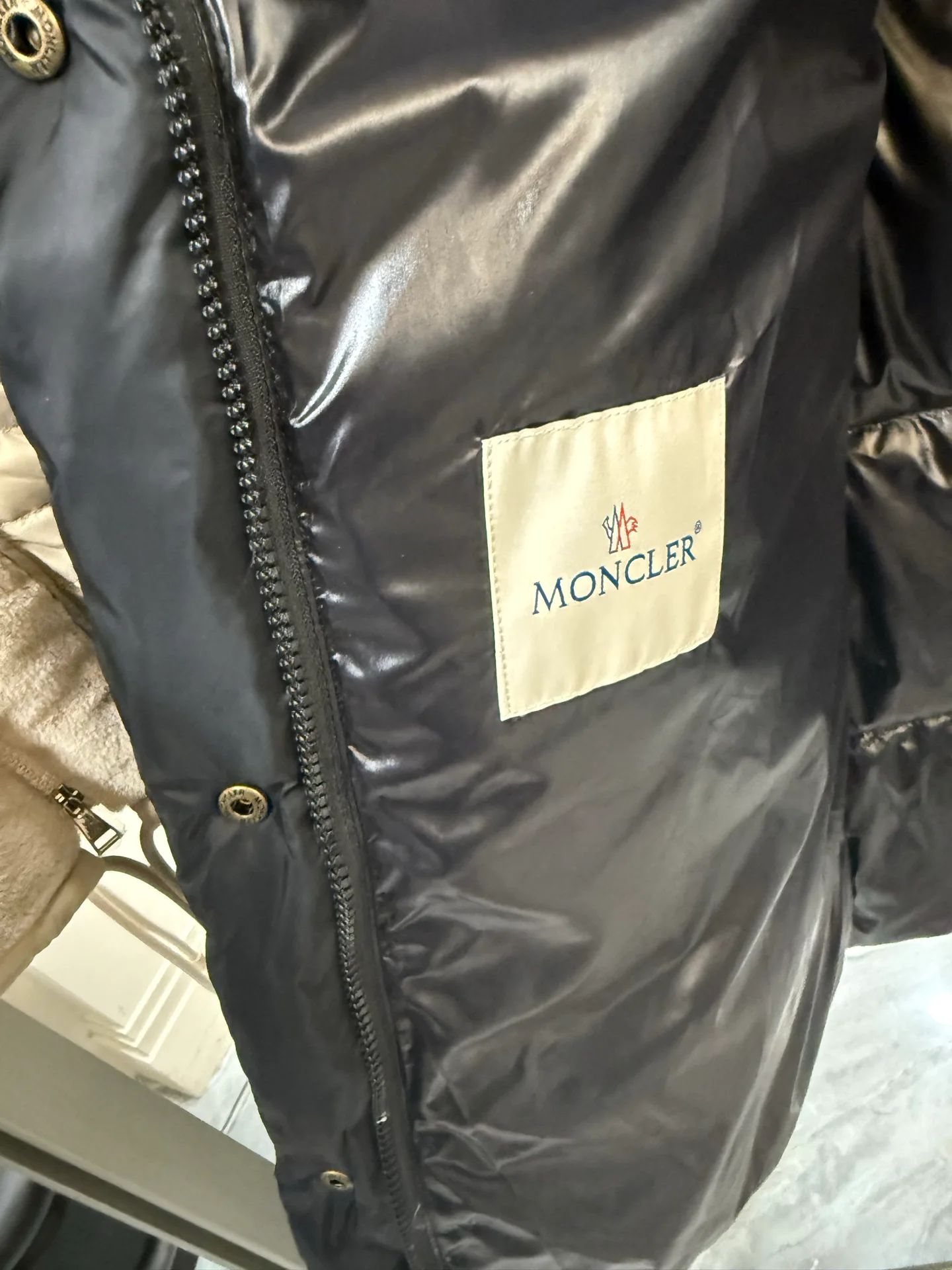 Куртки И Пуховики Женские Moncler 18946175