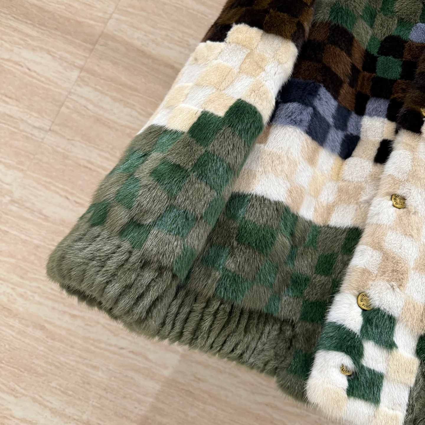 Куртки И Пуховики Женские Louis Vuitton 1061367