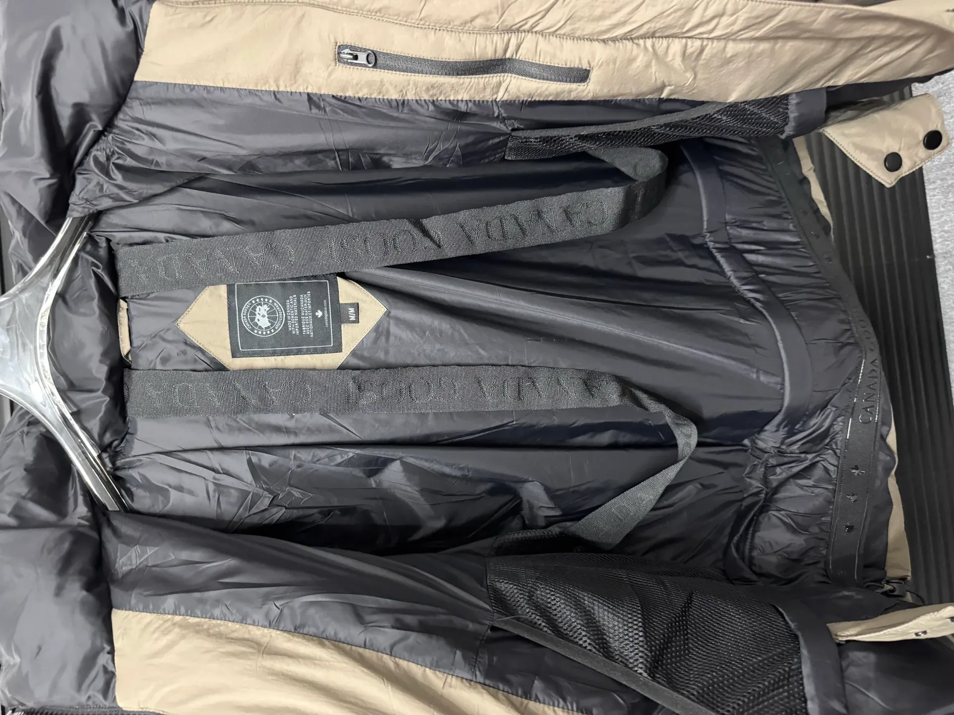 Куртки И Пуховики Женские Canada Goose 5380744