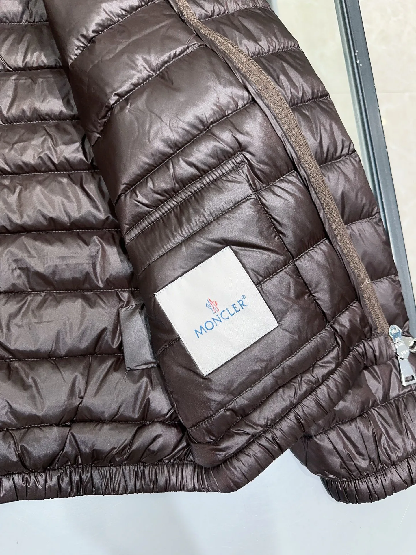 Куртки И Пуховики Женские Moncler 19084324