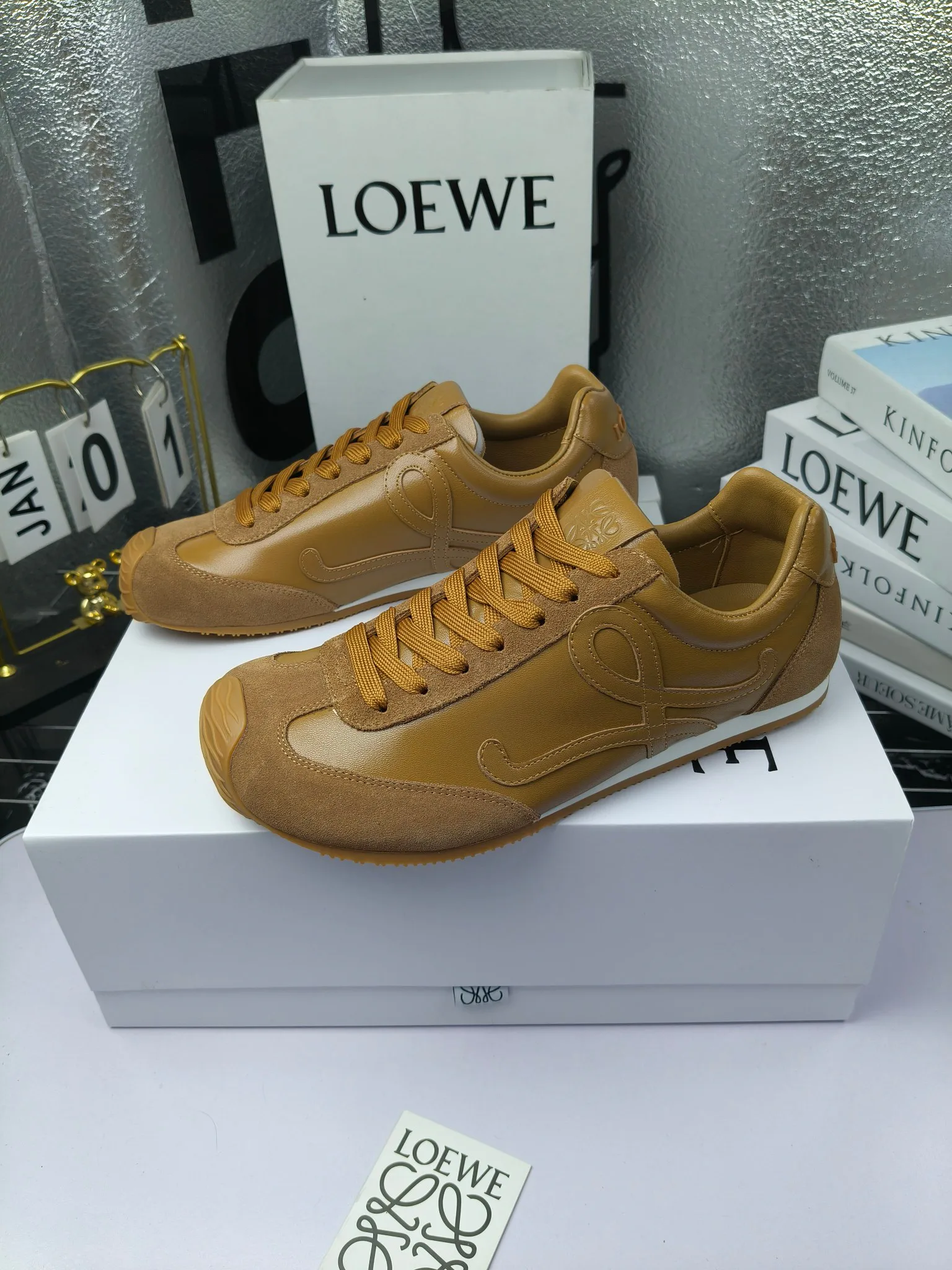 Кроссовки Женские Loewe 13080144