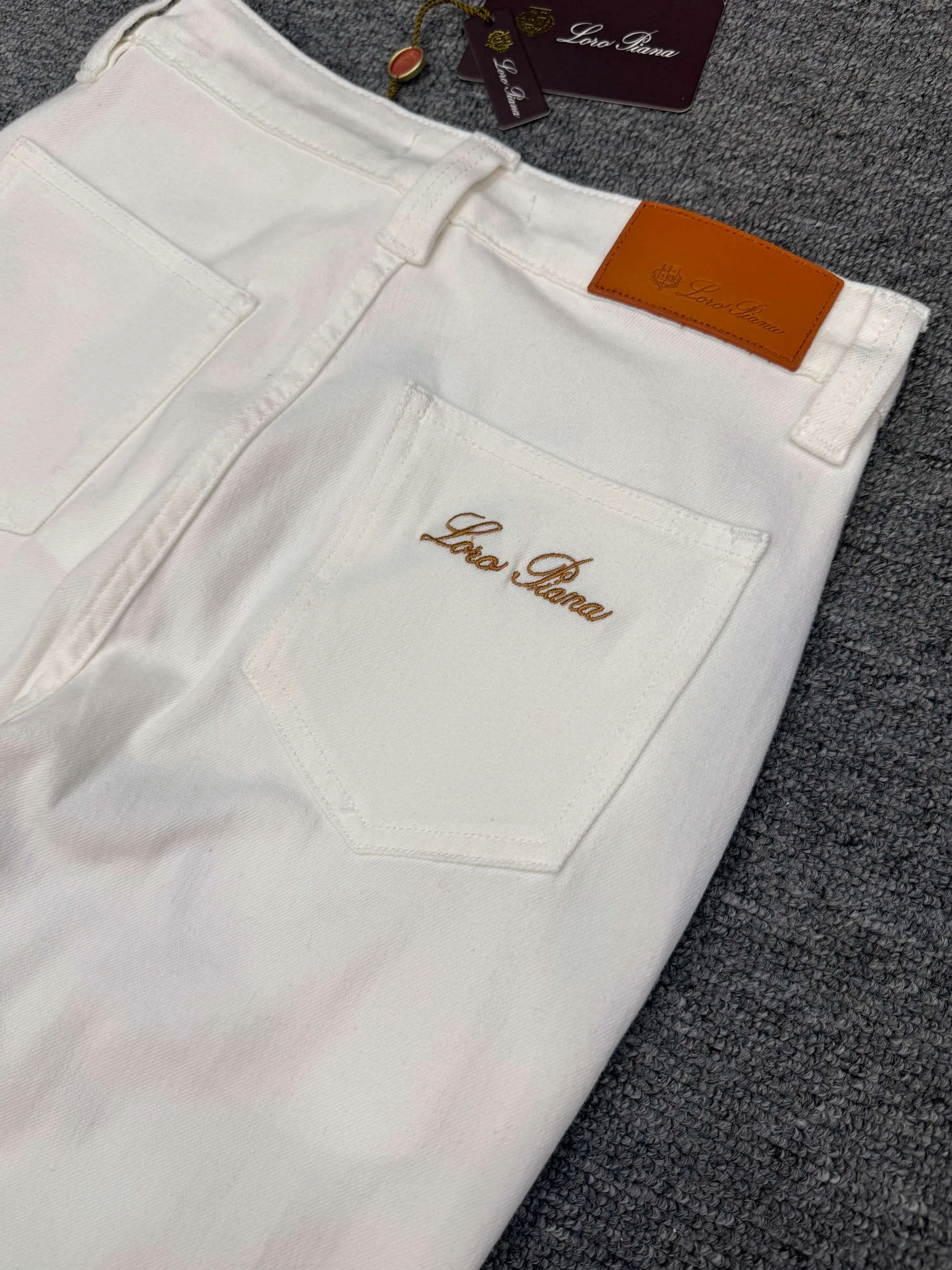 Джинсы Женские Loro Piana 11676835