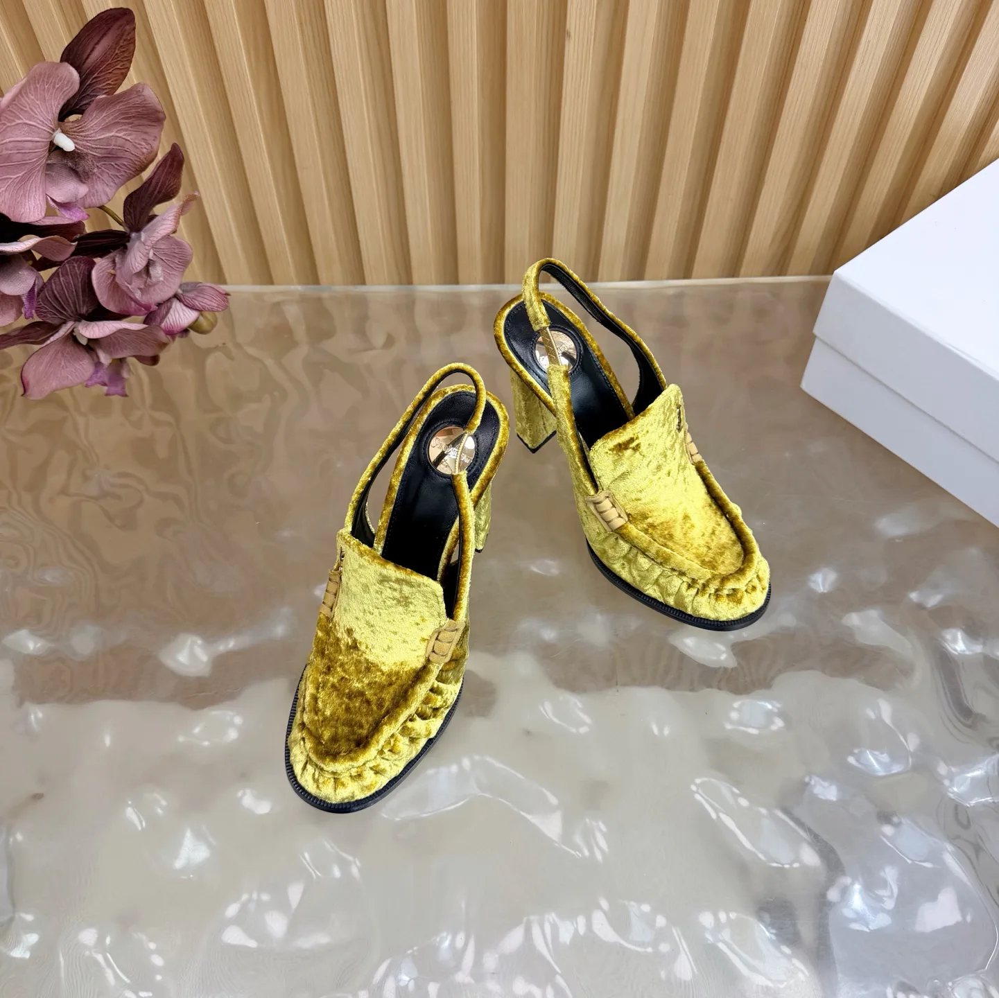Лоферы И Мокасины Женские Saint Laurent 10873387