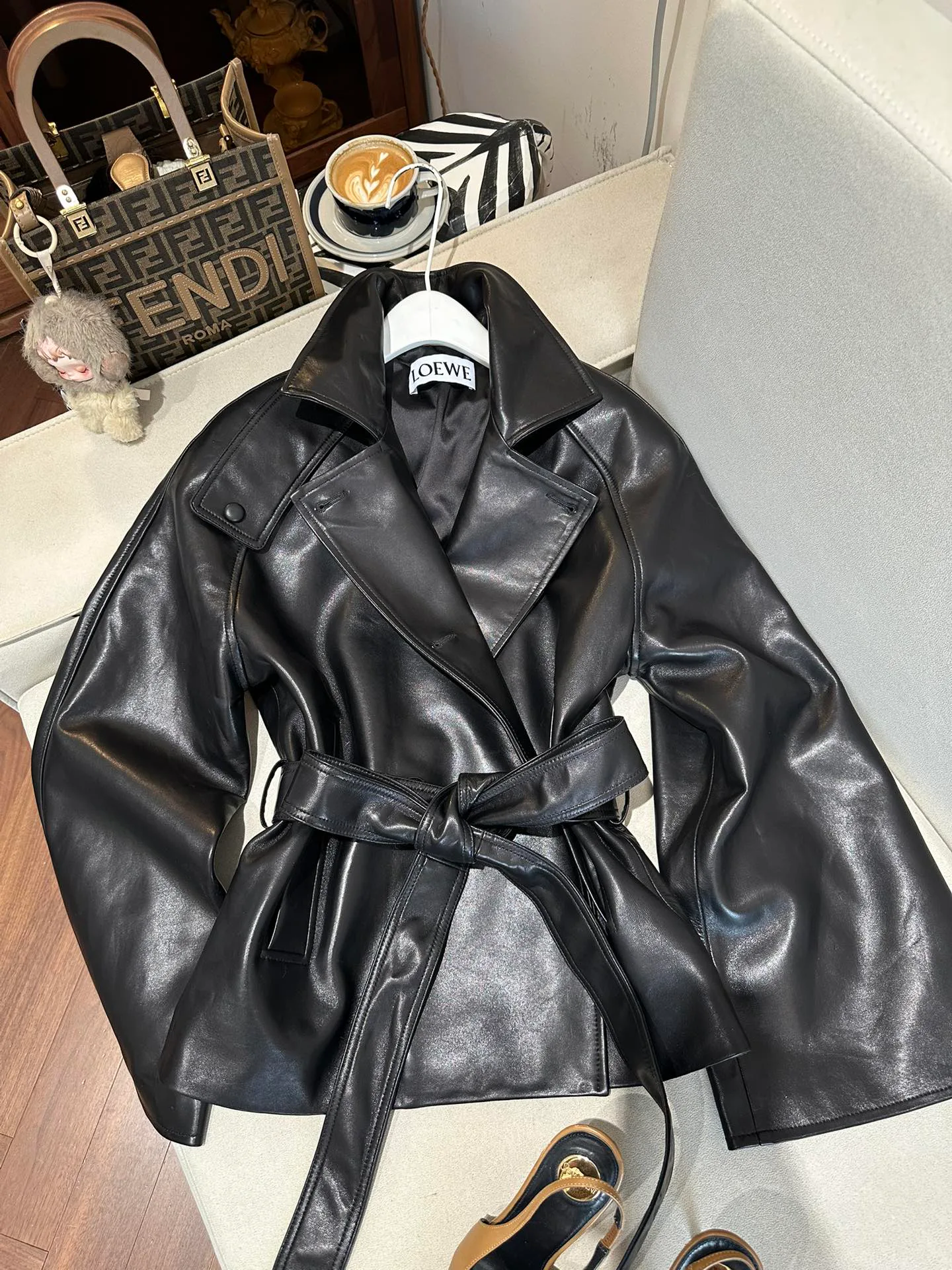 Кожаные Куртки И Дублёнки Женские Loewe 5173728