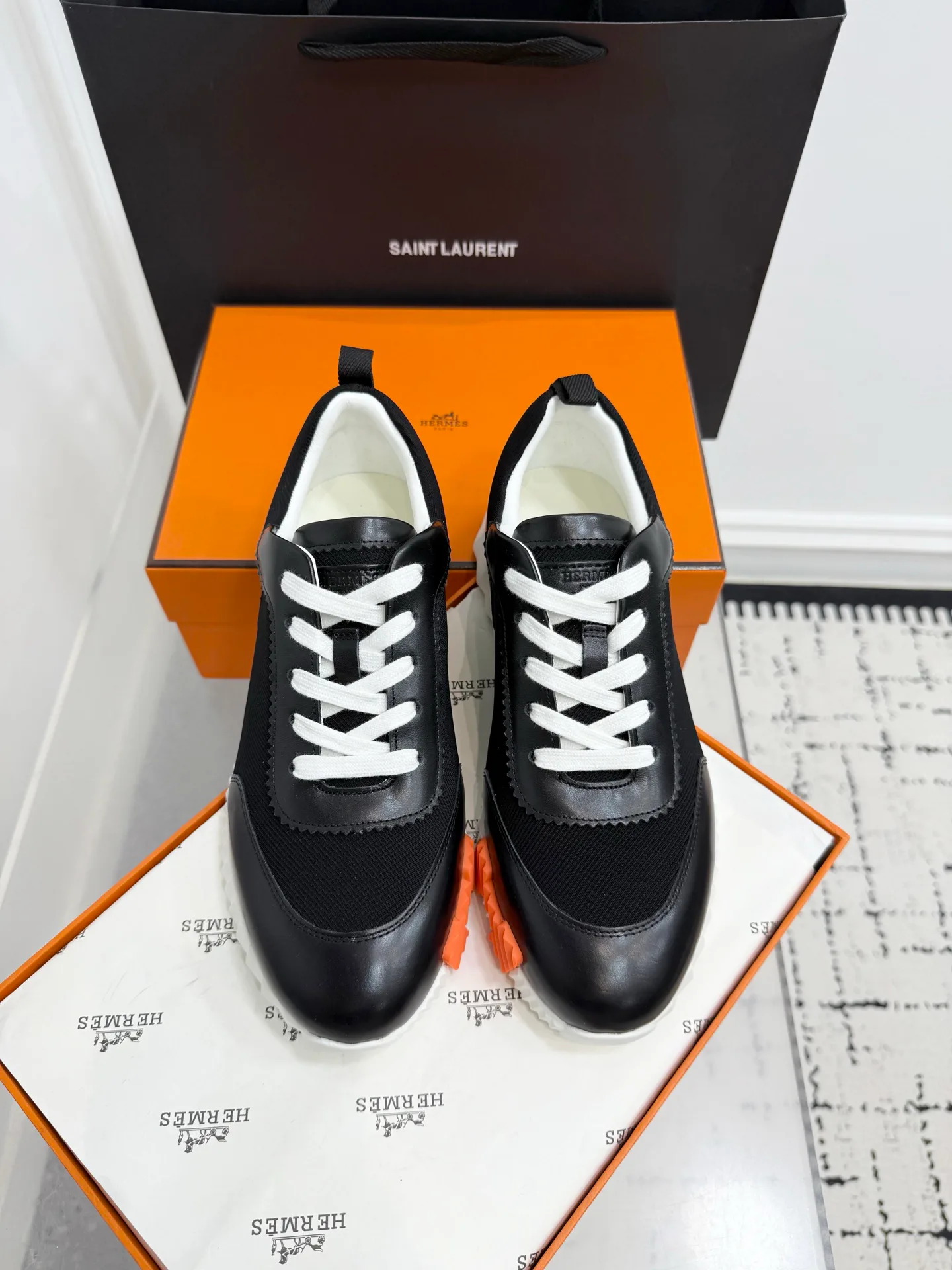 Кроссовки Женские Hermes 811848