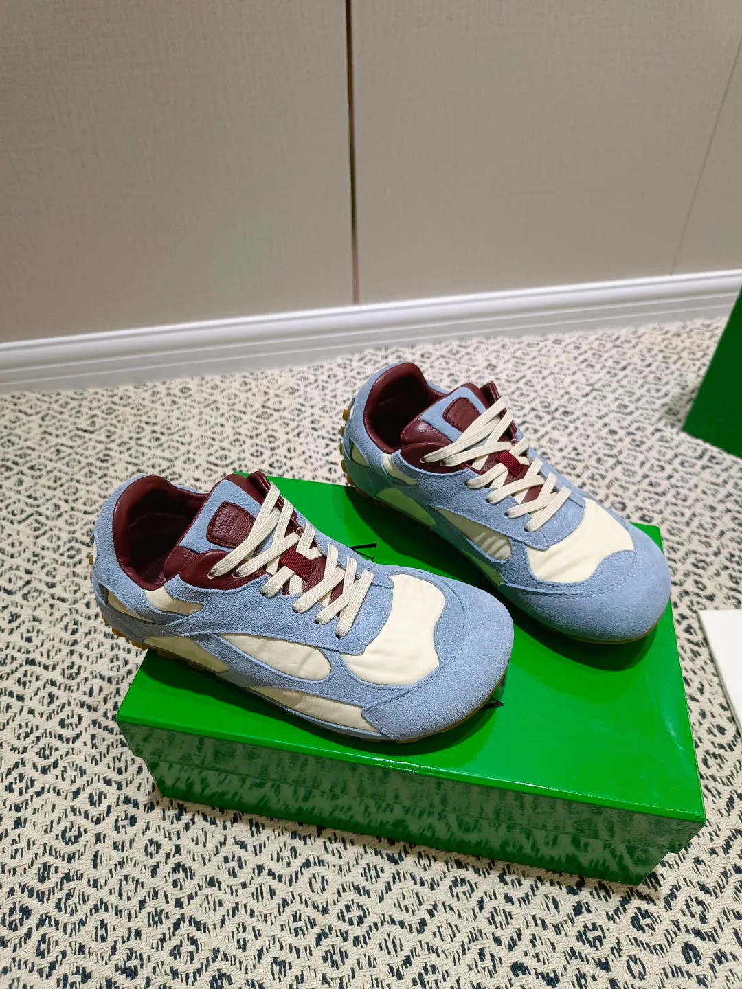 Кроссовки Женские Bottega Veneta 117752