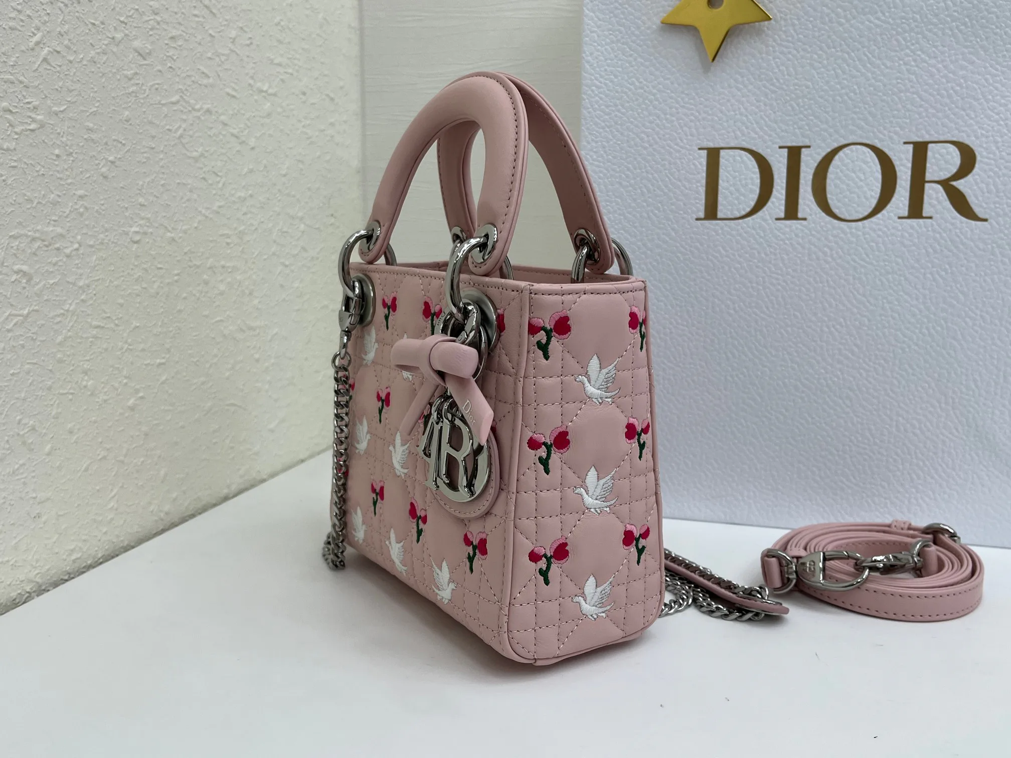 Классические Сумки Женские Christian Dior 17407064