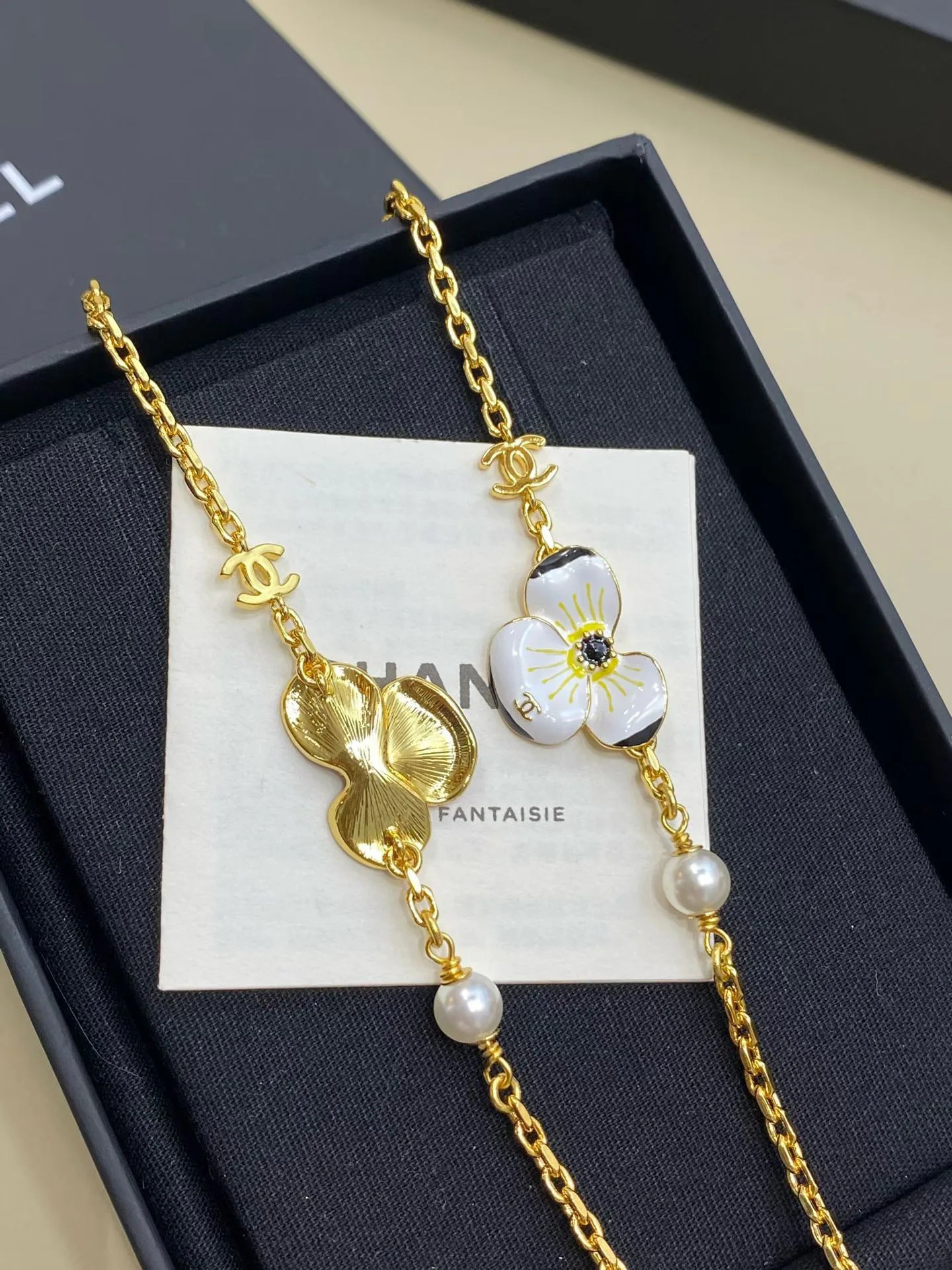 Бижутерия Chanel 18122425