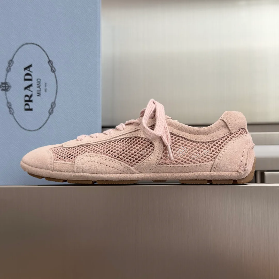Кроссовки Женские Prada 11595713