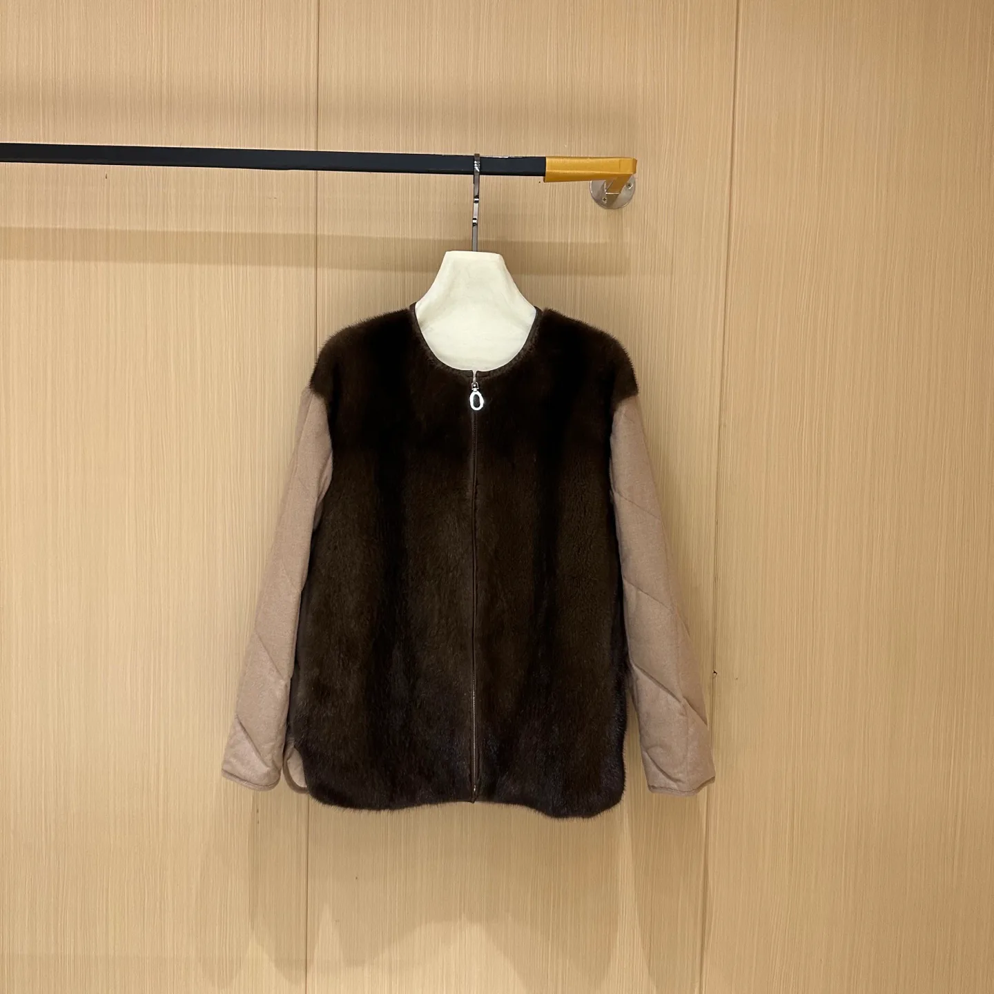 Куртки И Пуховики Женские Max Mara 612089