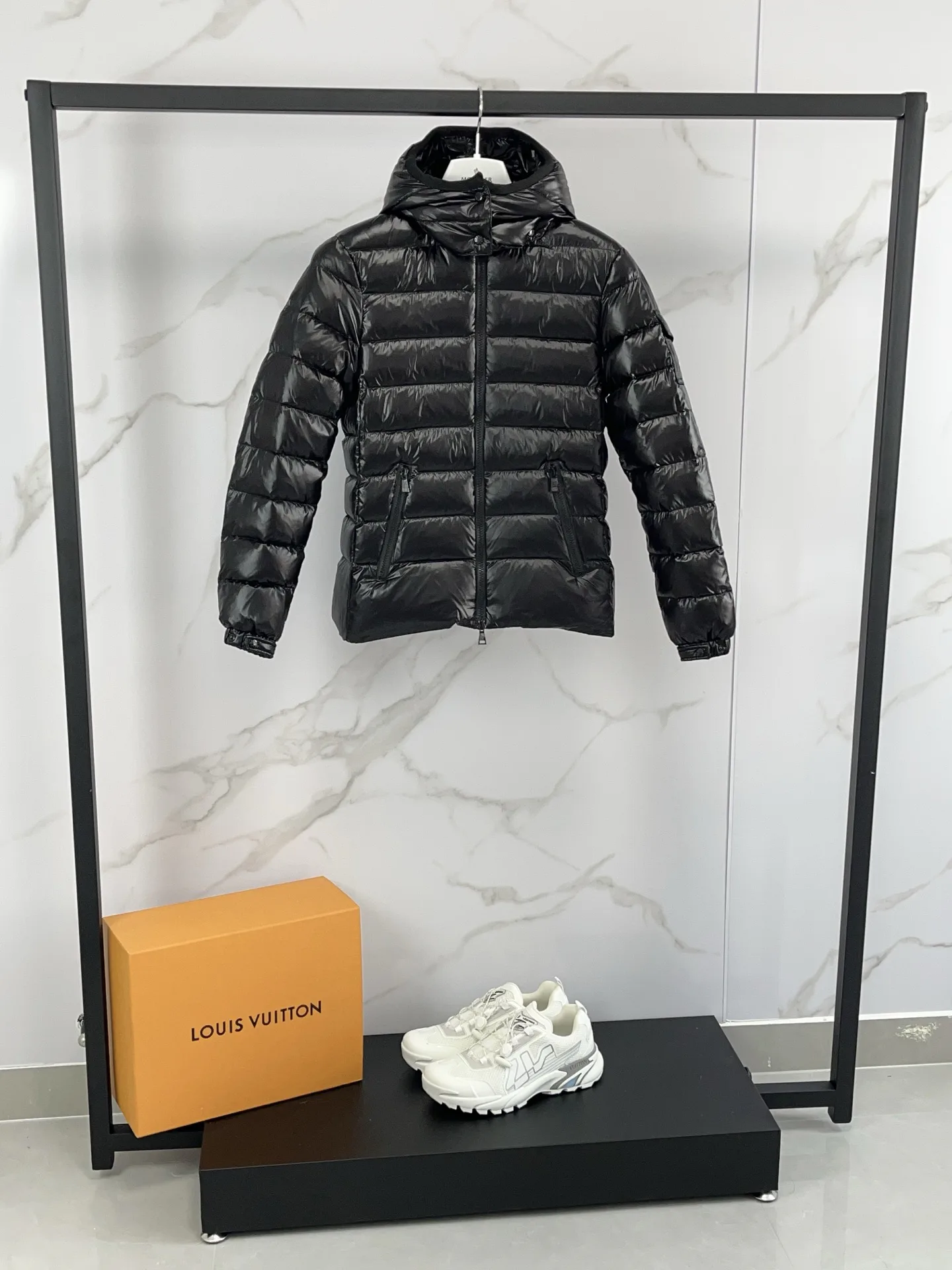 Куртки И Пуховики Женские Moncler 407171