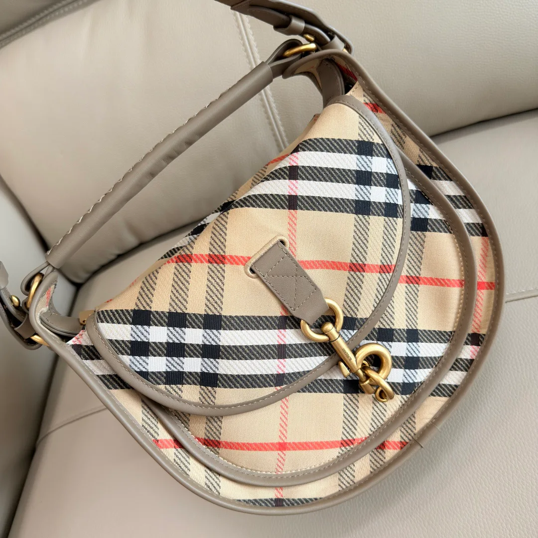 Сумки На Ремне Женские Burberry 16993935
