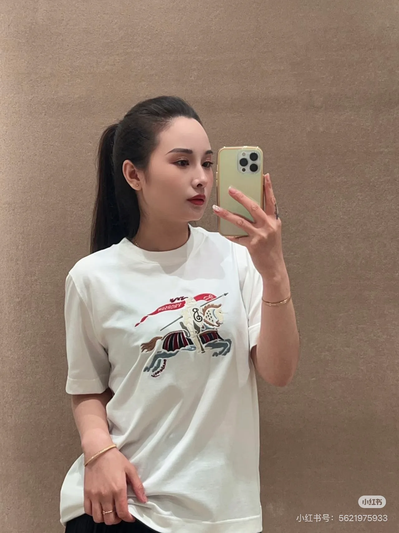 Футболки Женские Burberry 11230214