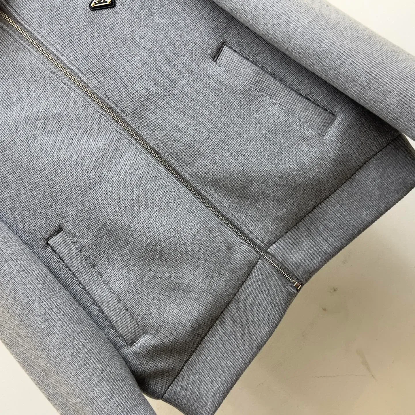 Куртки И Пуховики Женские Prada 844172