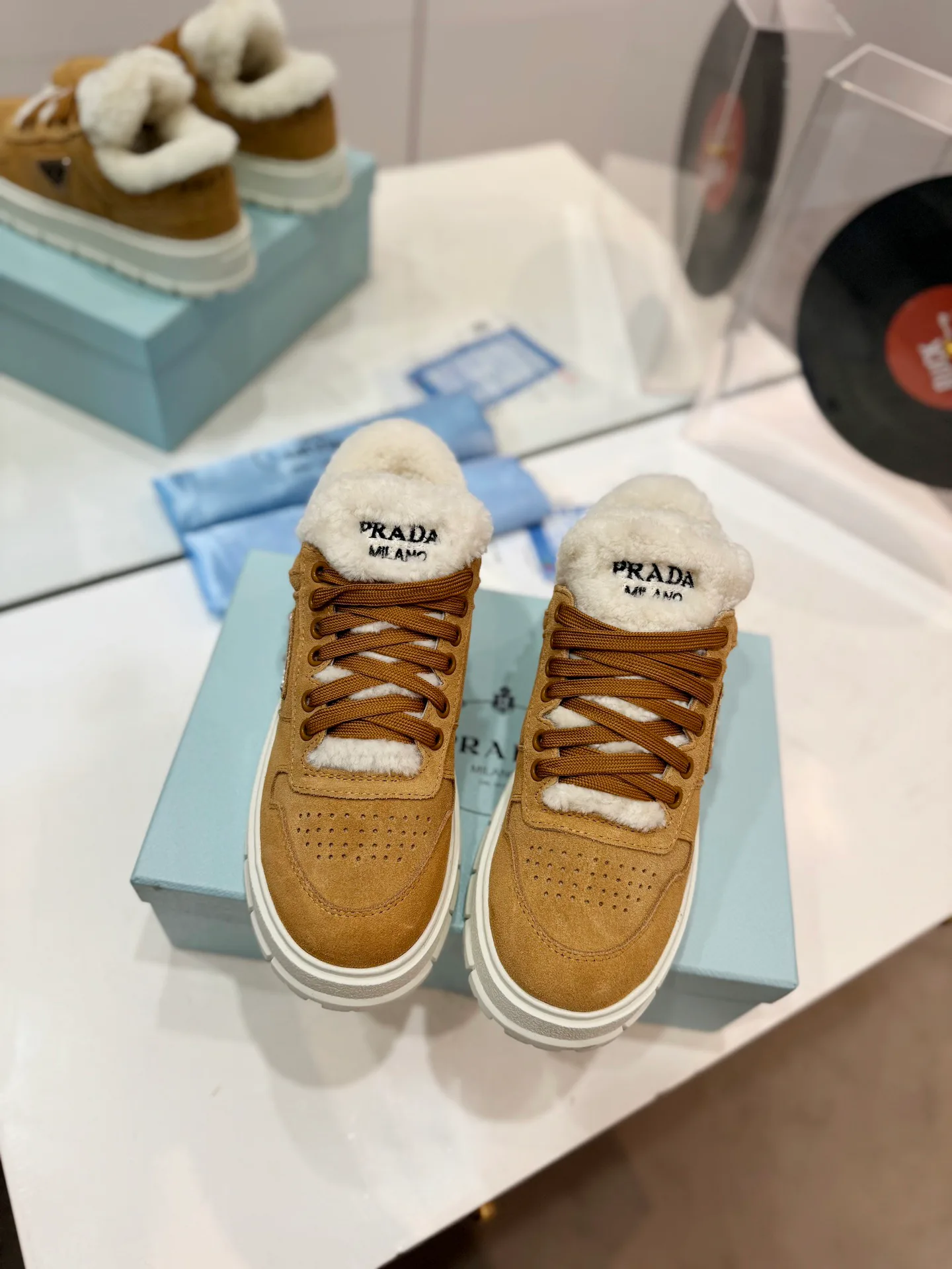 Кроссовки Женские Prada 20068658
