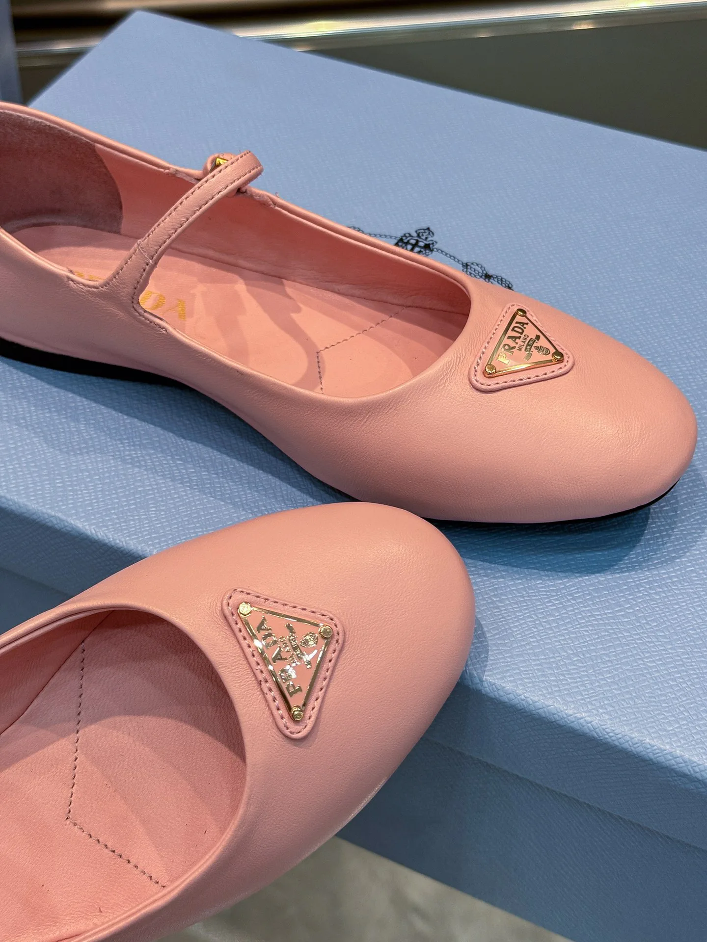 Балетки Женские Prada 10827977