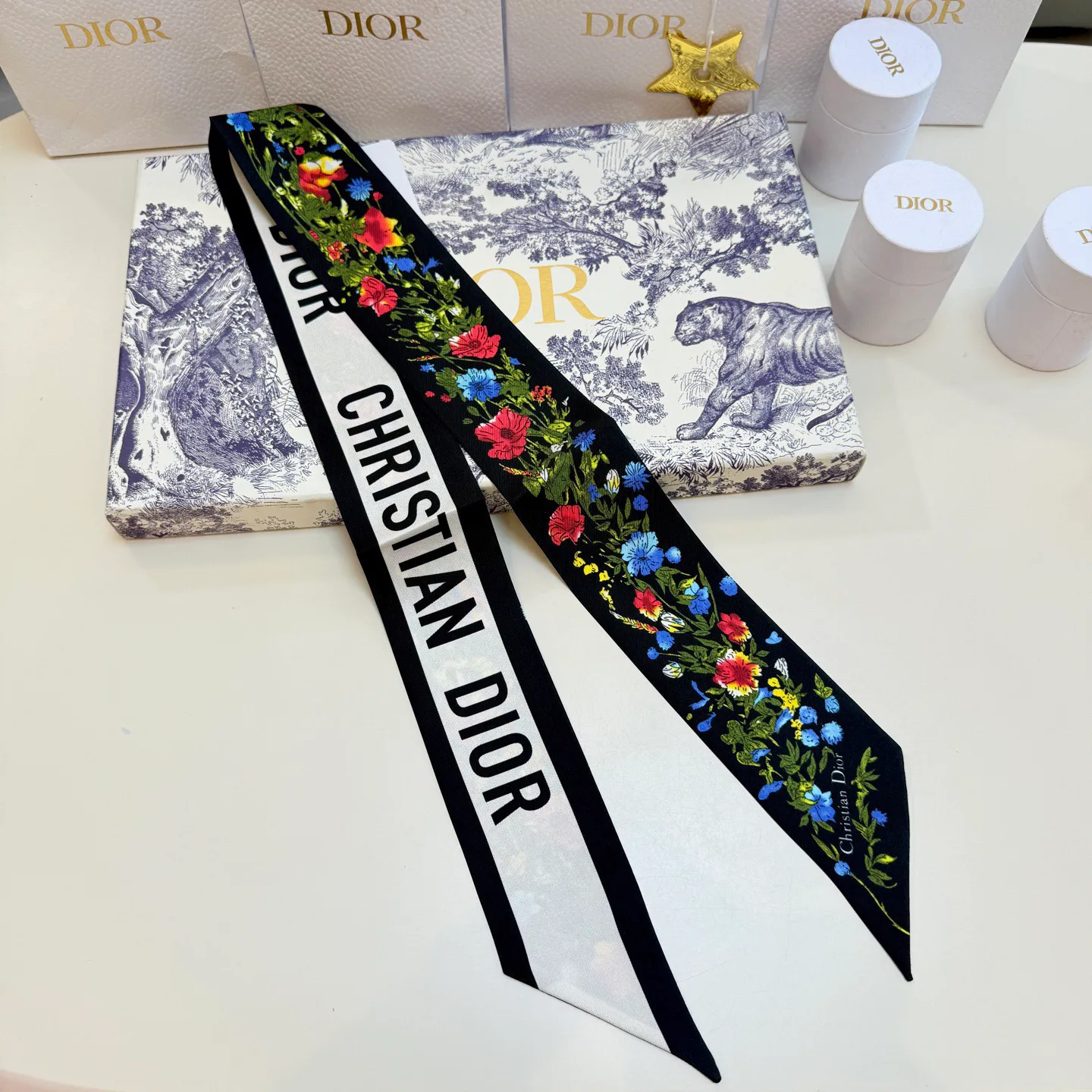 Платки Christian Dior 10695708