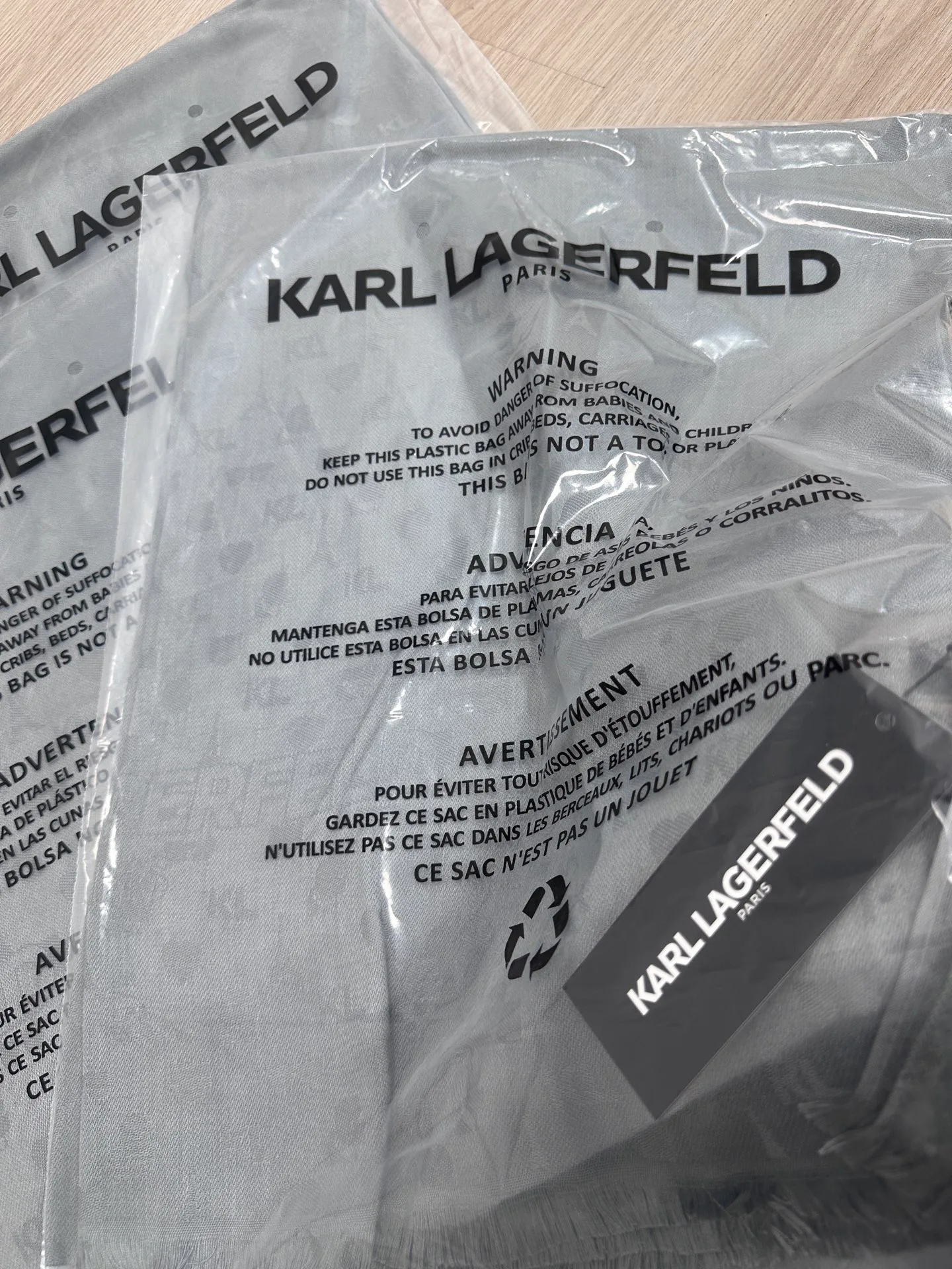 Шарфы Karl Lagerfeld 519545