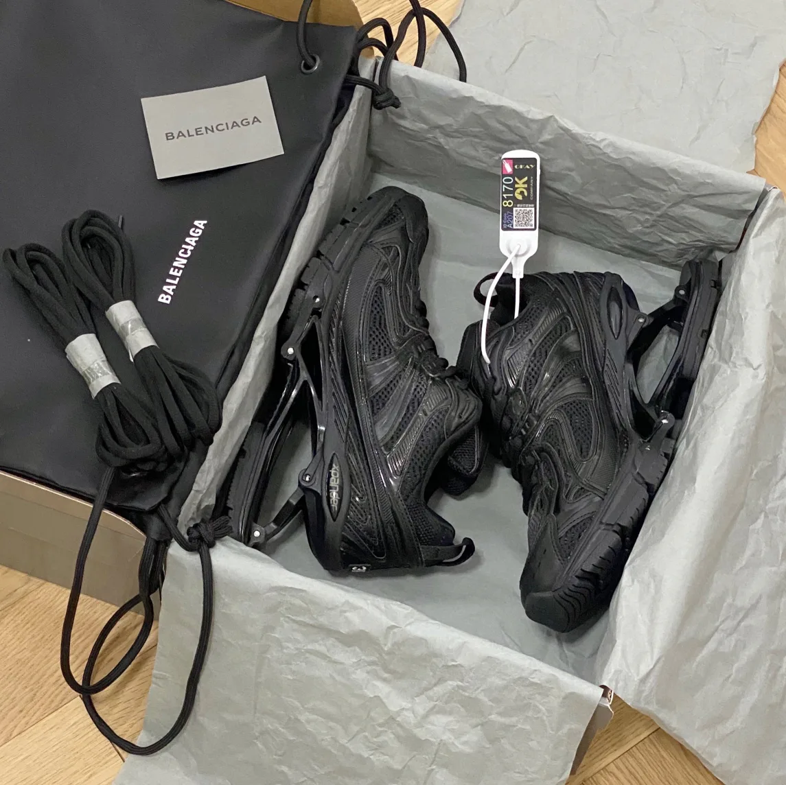Кроссовки Женские Balenciaga 4439950