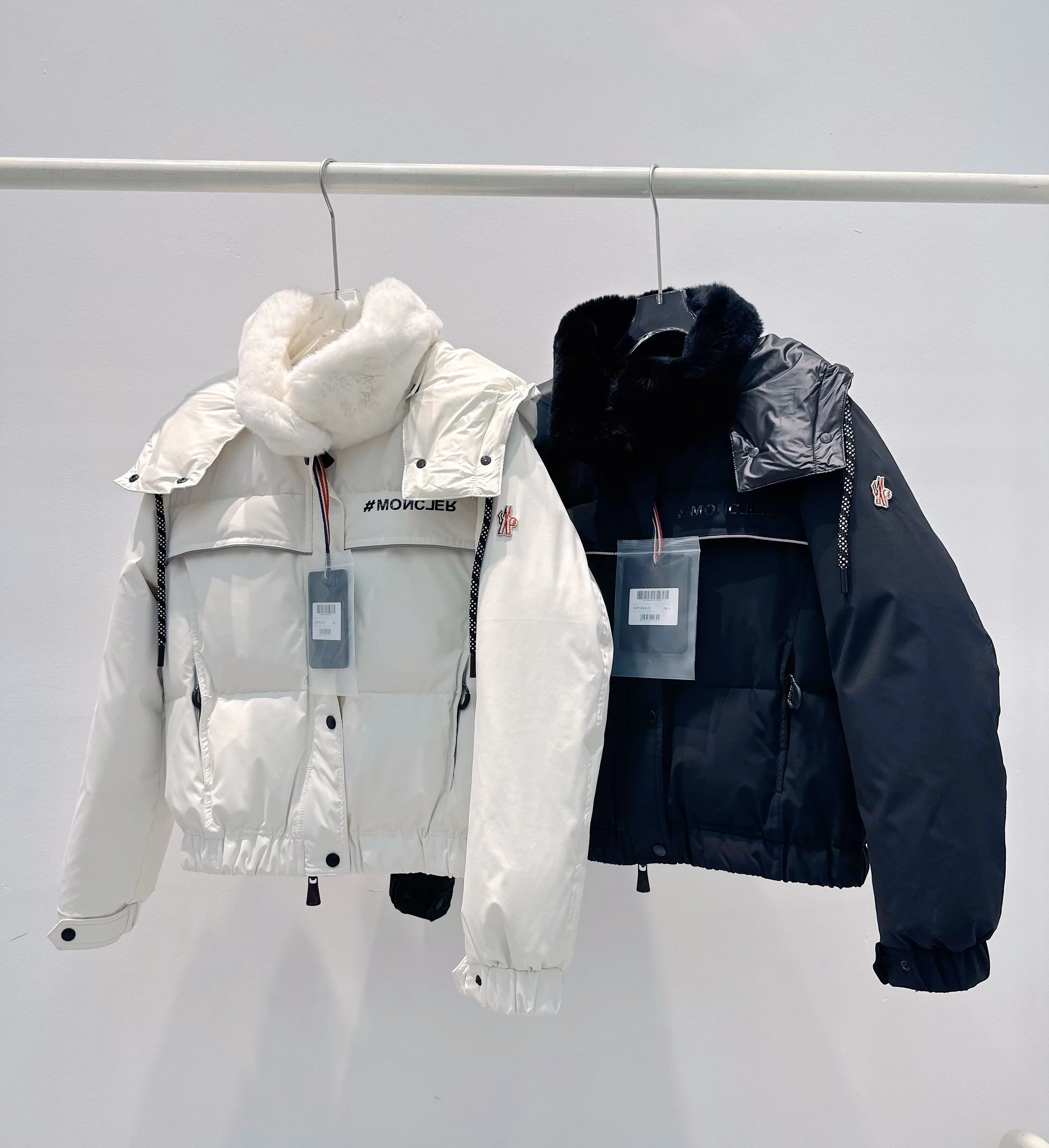 Куртки И Пуховики Женские Moncler 18710272