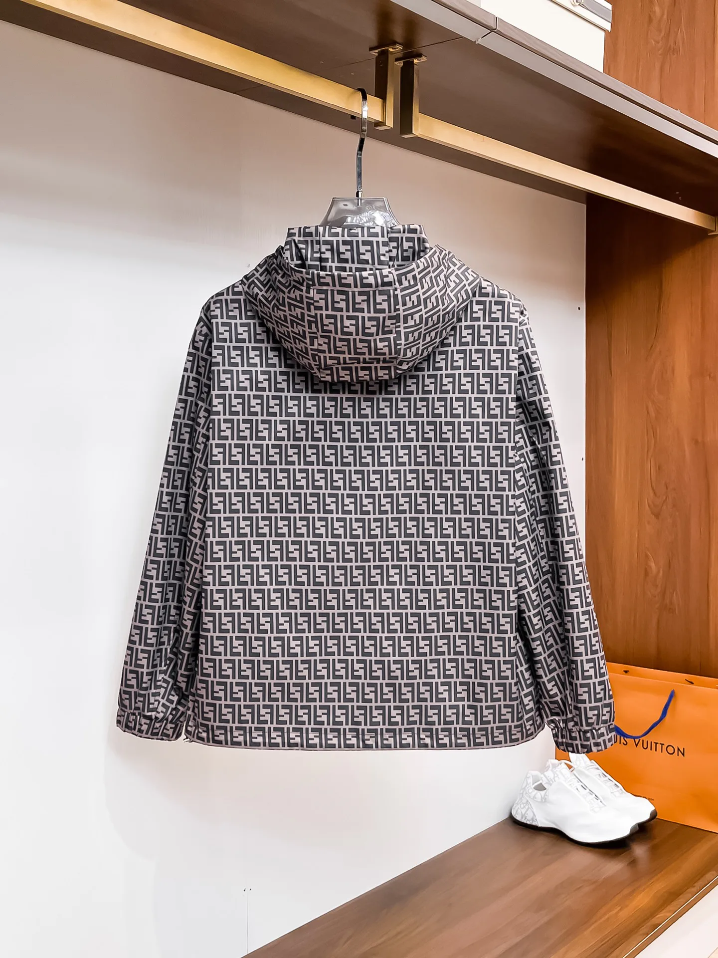 Куртки И Пуховики Мужские Fendi 18197248