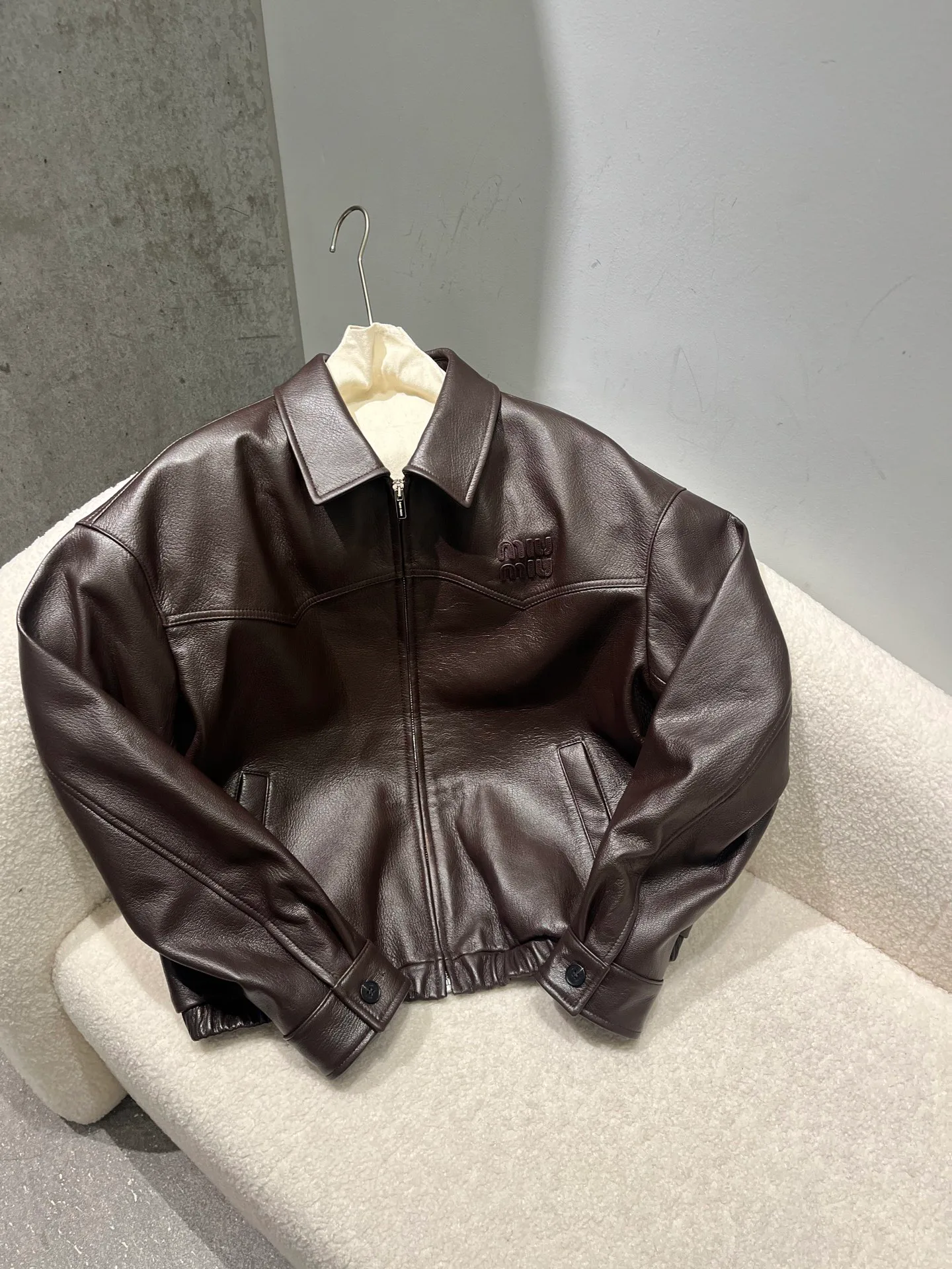 Кожаные Куртки И Дублёнки Мужские Miu Miu 13311012