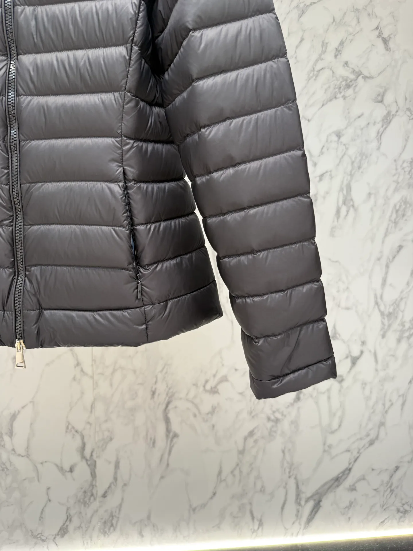 Куртки И Пуховики Женские Moncler 19426828