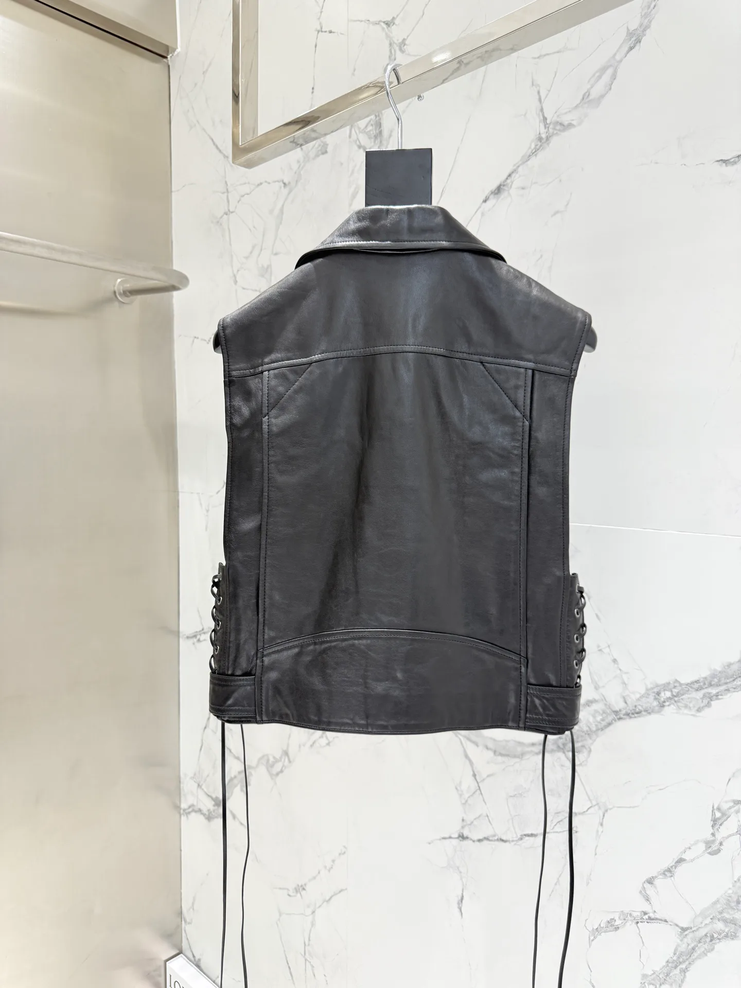 Кожаные Куртки И Дублёнки Женские Saint Laurent 18151051