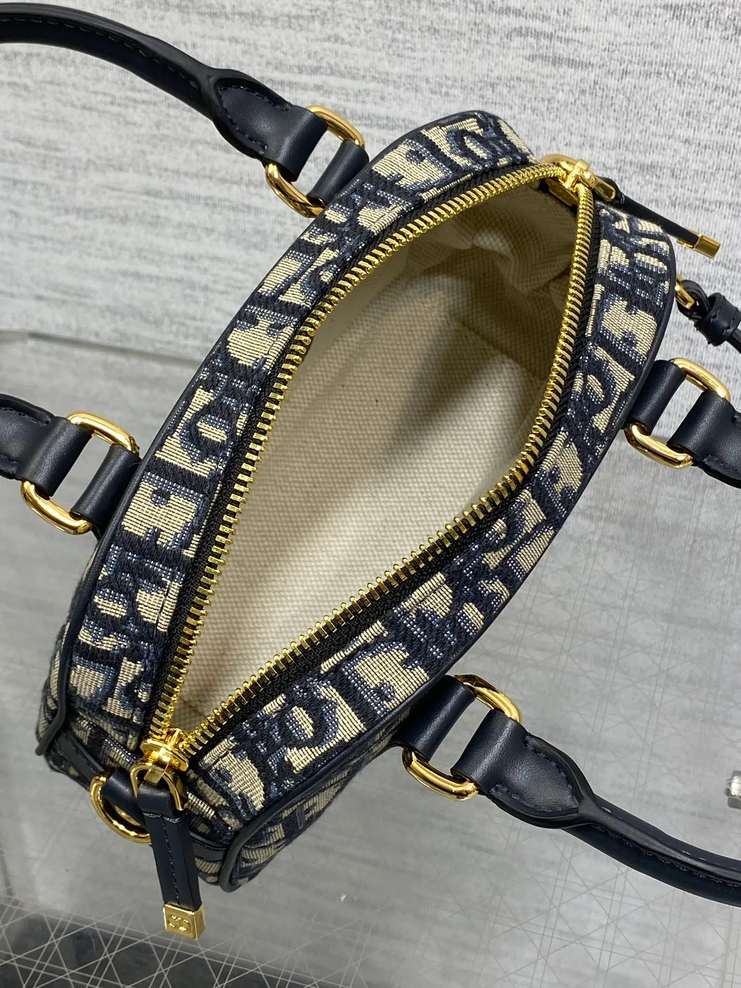 Классические Сумки Женские Christian Dior 12878083