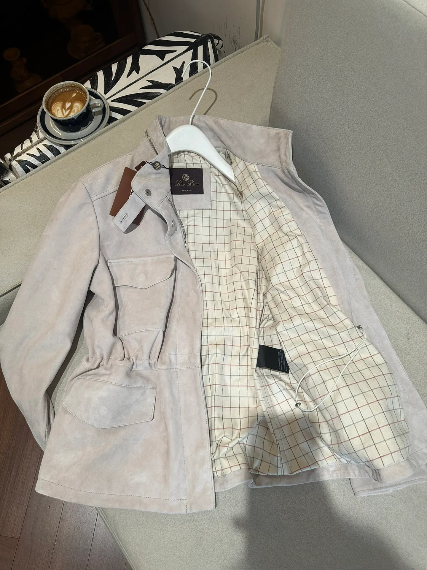 Кожаные Куртки И Дублёнки Женские Loro Piana 5045617