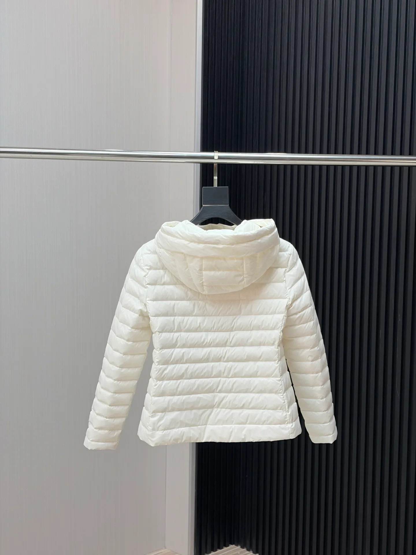 Куртки И Пуховики Мужские Moncler 17908041
