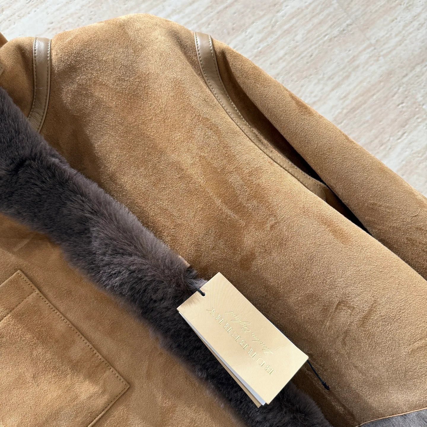 Кожаные Куртки И Дублёнки Женские Burberry 2772632