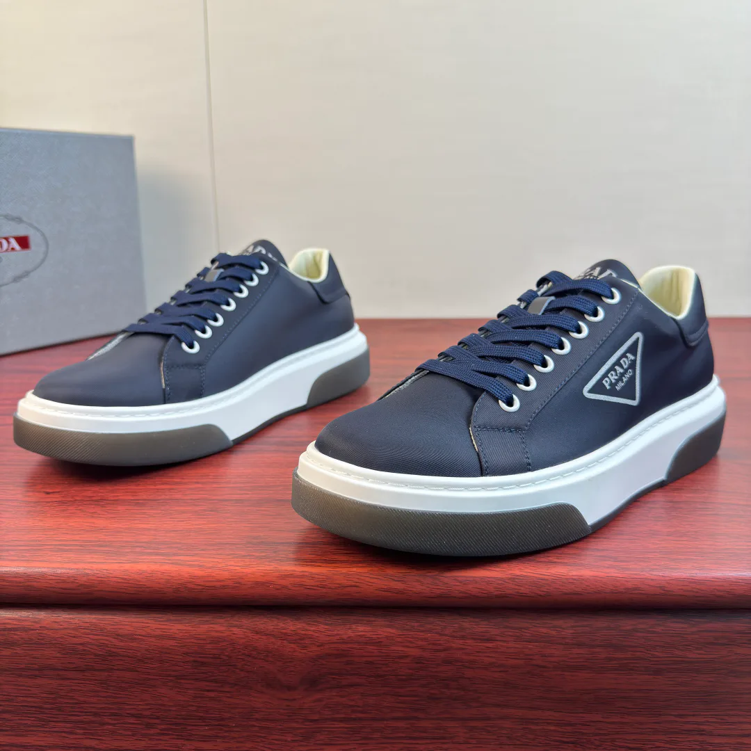 Кроссовки Мужские Prada 16935016