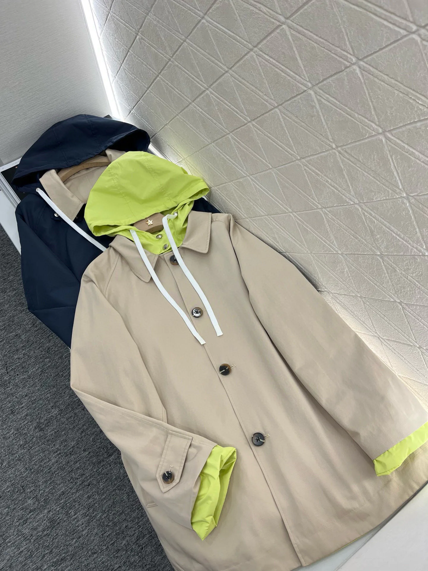 Тренчи Женские Miu Miu 18053