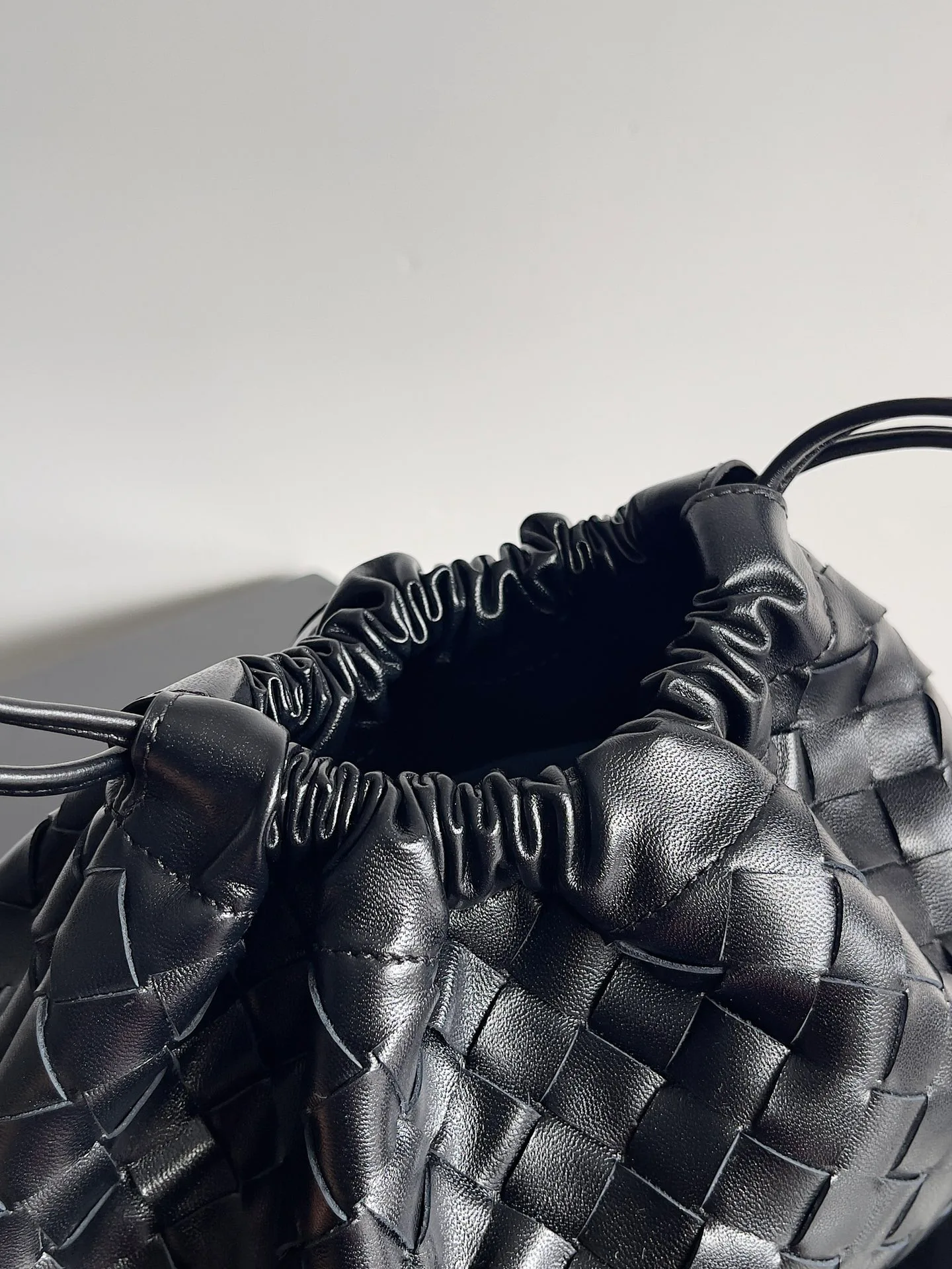 Классические Сумки Женские Bottega Veneta 17622367