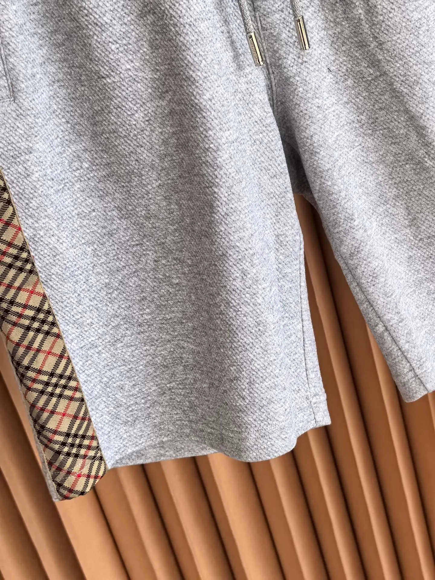 Шорты Мужские Burberry 13182470
