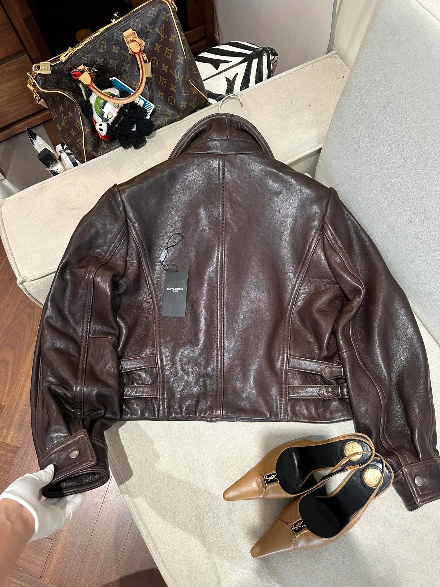 Кожаные Куртки И Дублёнки Женские Saint Laurent 11679706