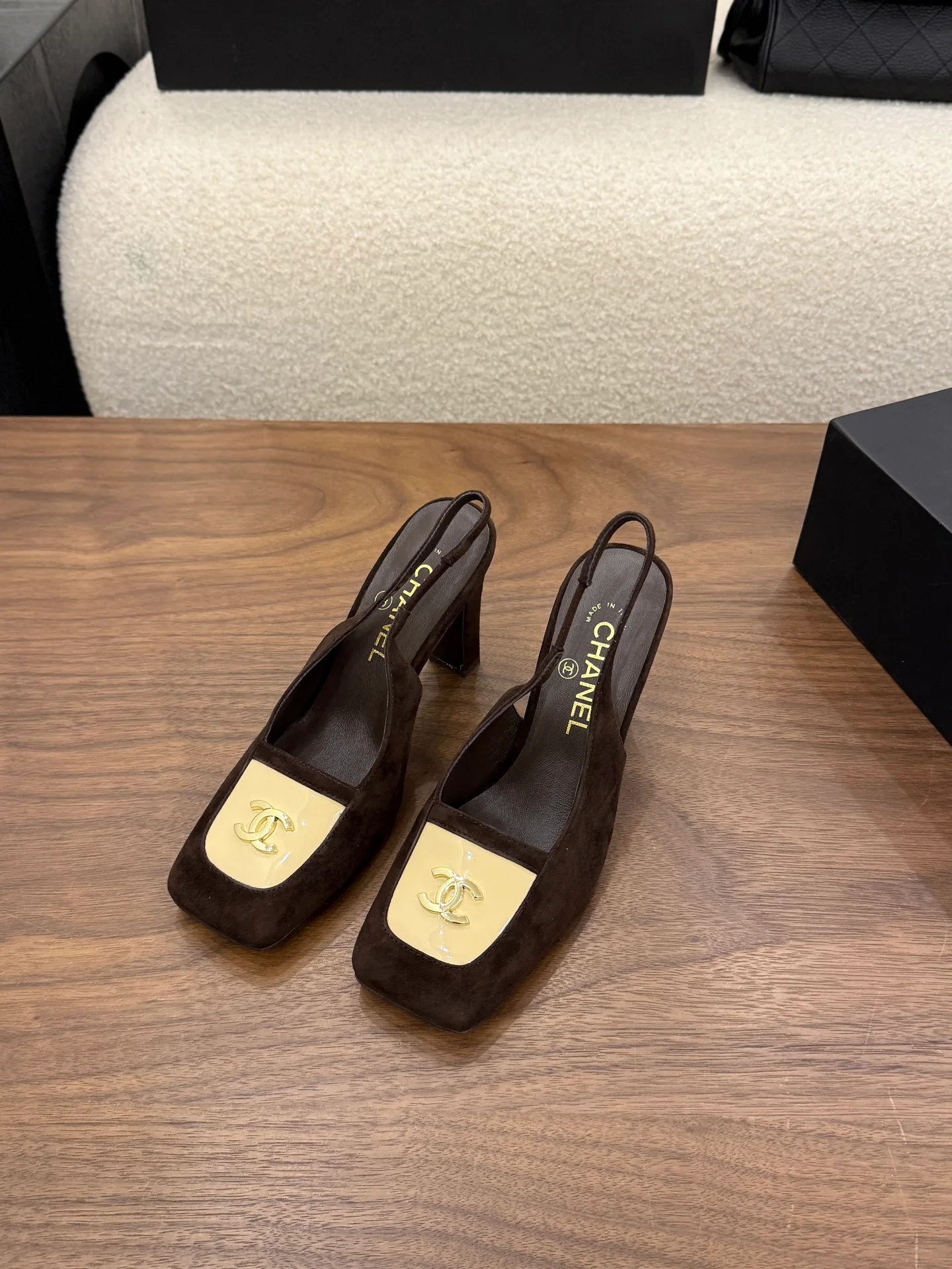 Туфли Женские Chanel 19583444