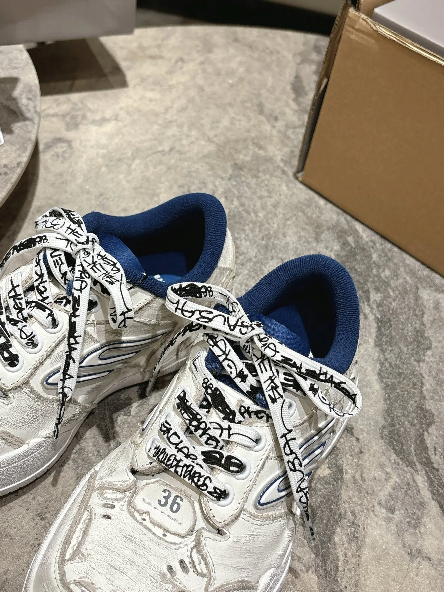 Кроссовки Женские Balenciaga 984284