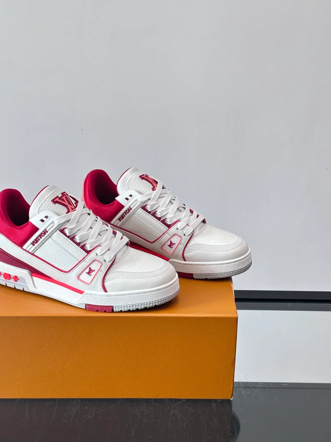 Кроссовки Женские Louis Vuitton 211873