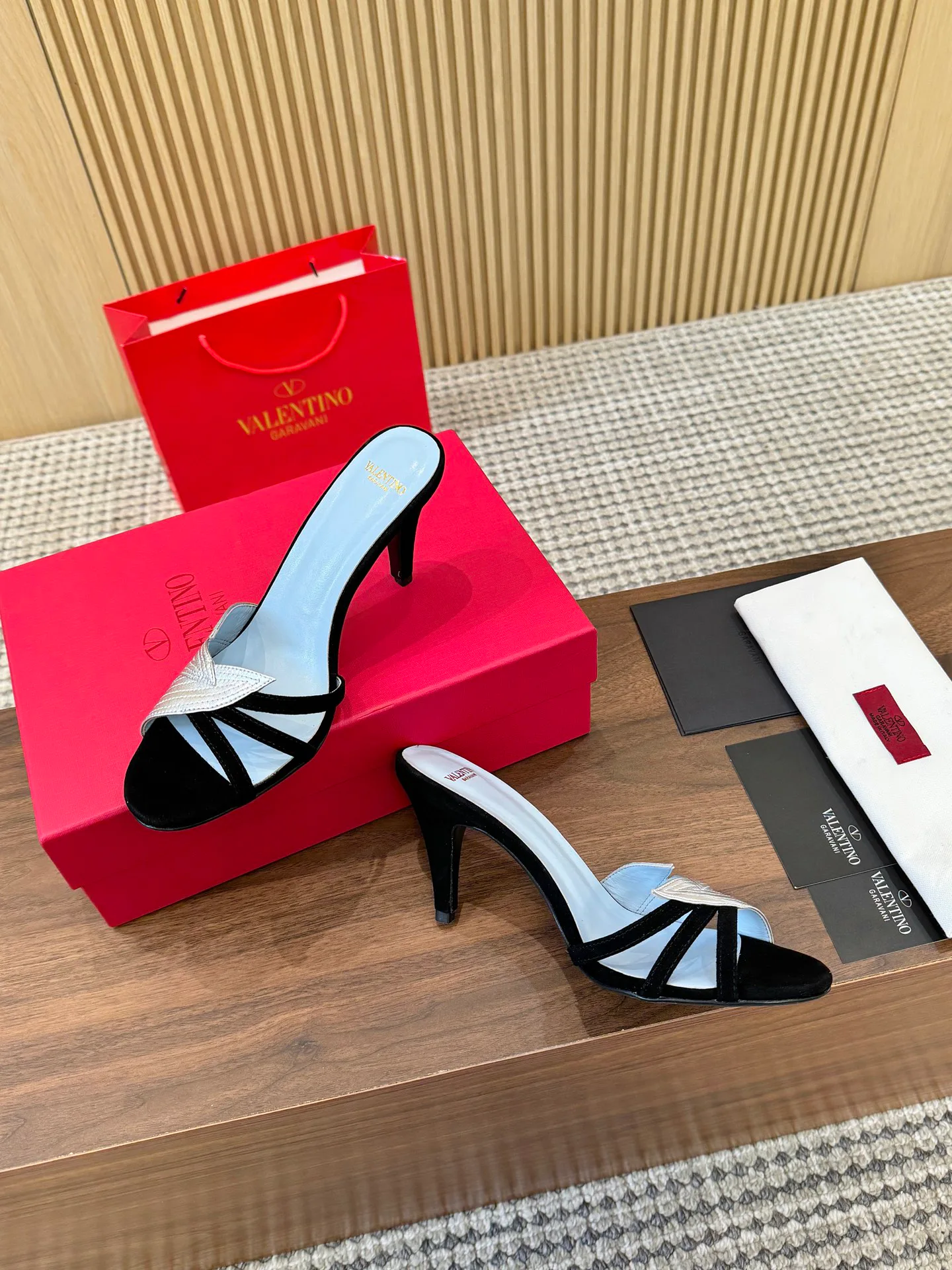 Босоножки Женские Valentino 9737241