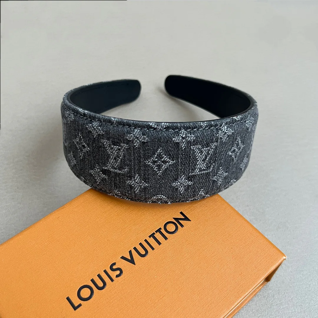 Головные Уборы Louis Vuitton 99337