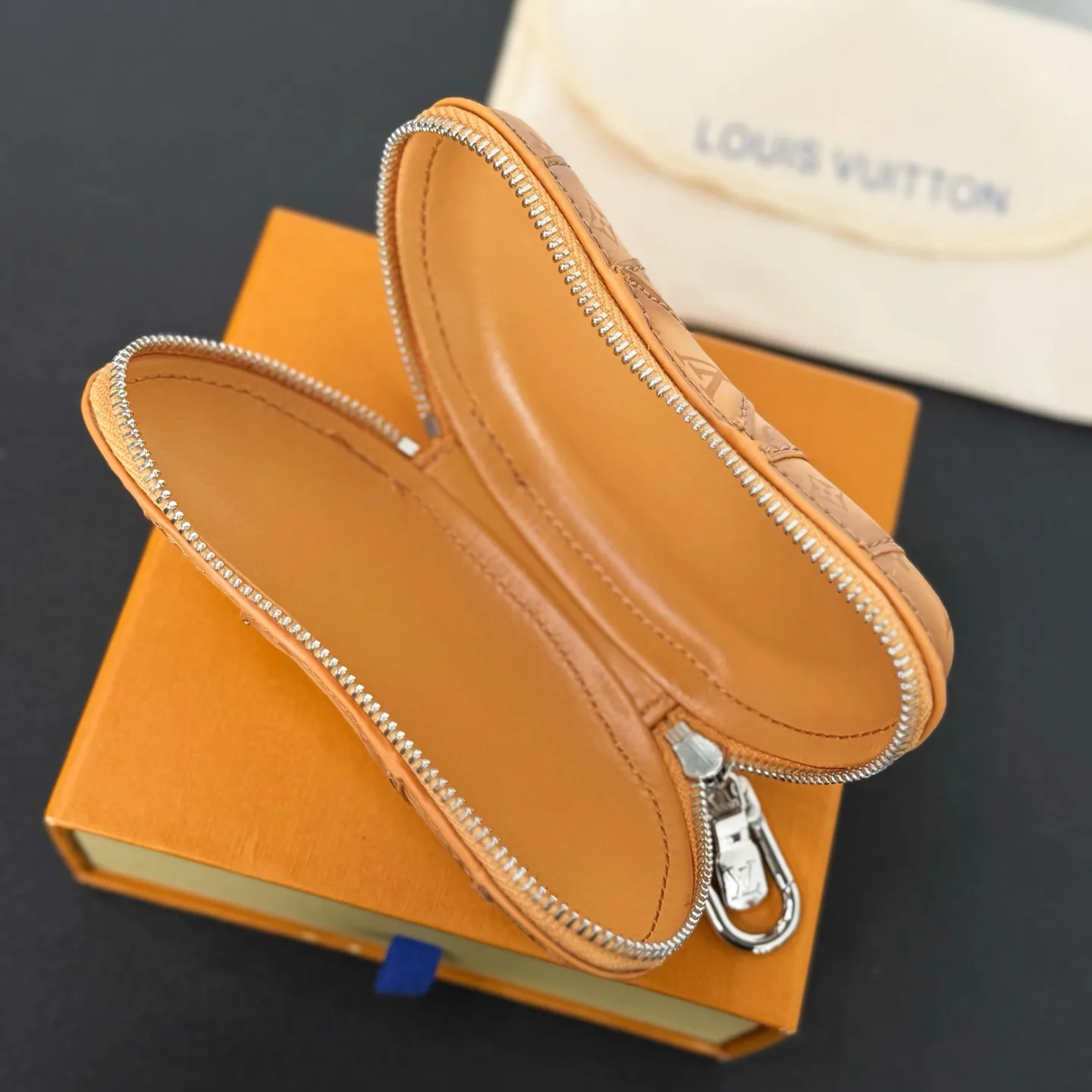 Клатчи Женские Louis Vuitton 5984971
