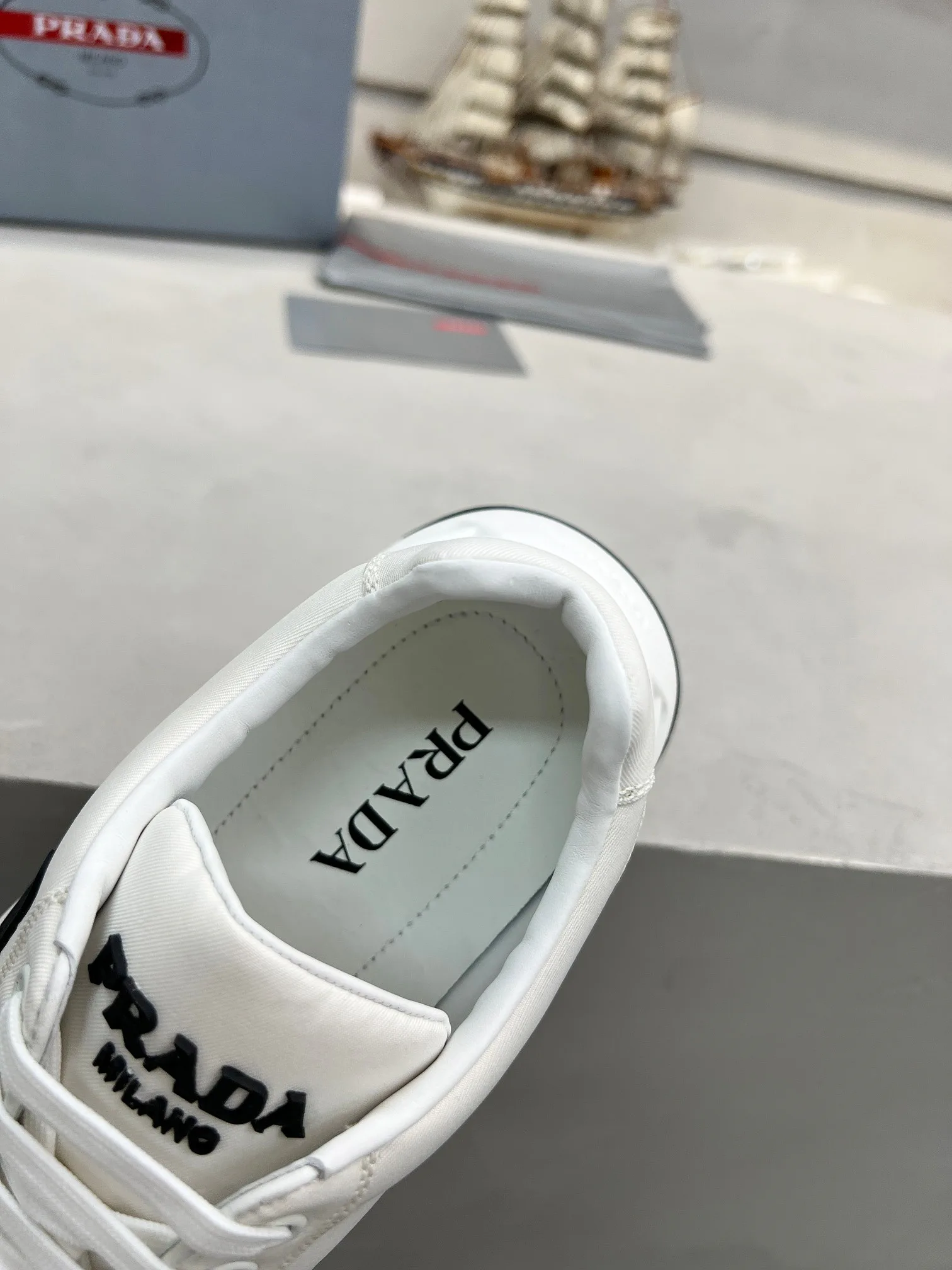 Кроссовки Мужские Prada 1801607